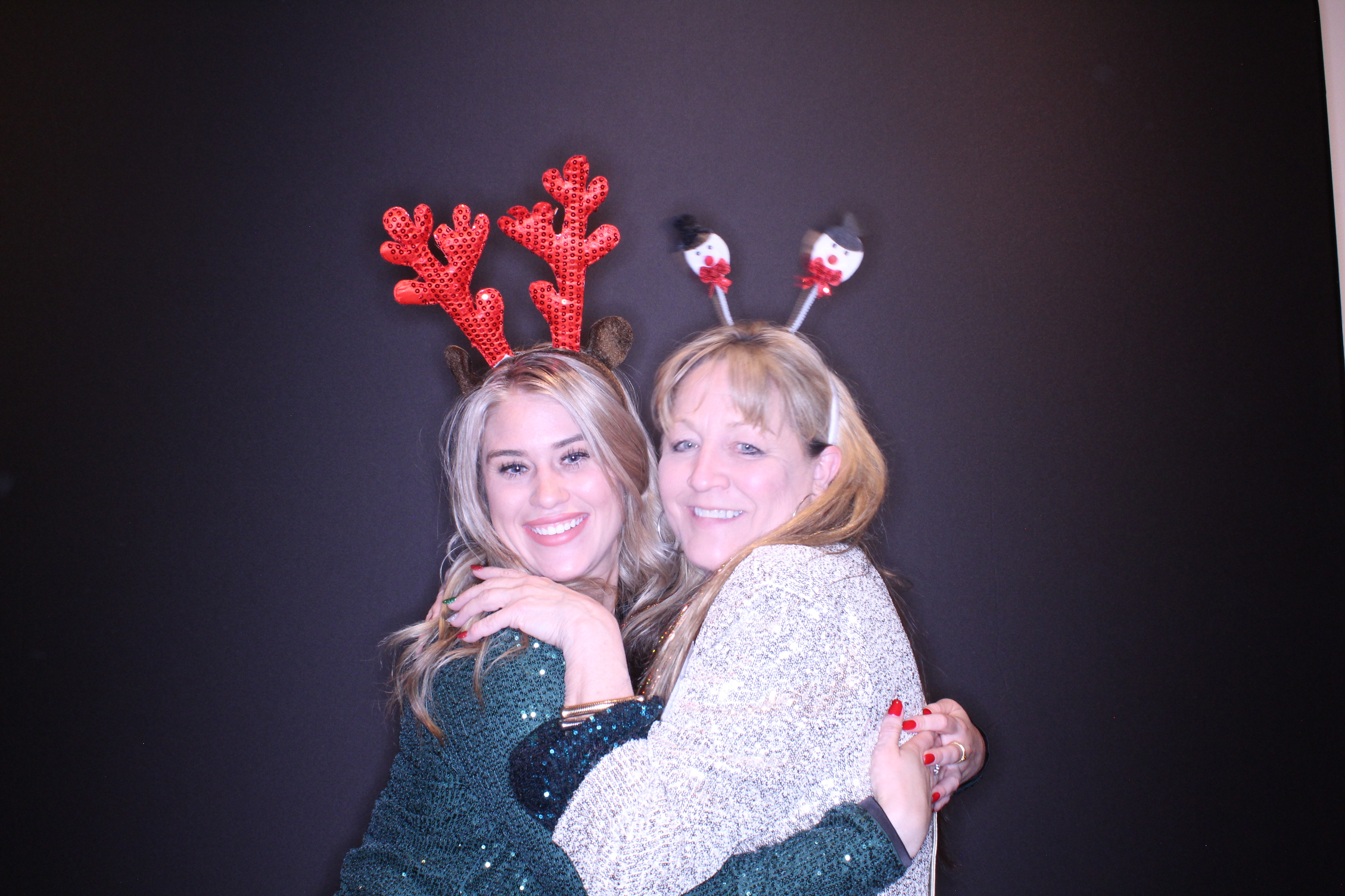 Ramaco Holiday Party | View more photos from the event at gallery.photoboothbillings.com/u/PhotoBoothBillings/Ramaco-Holiday-Party-0