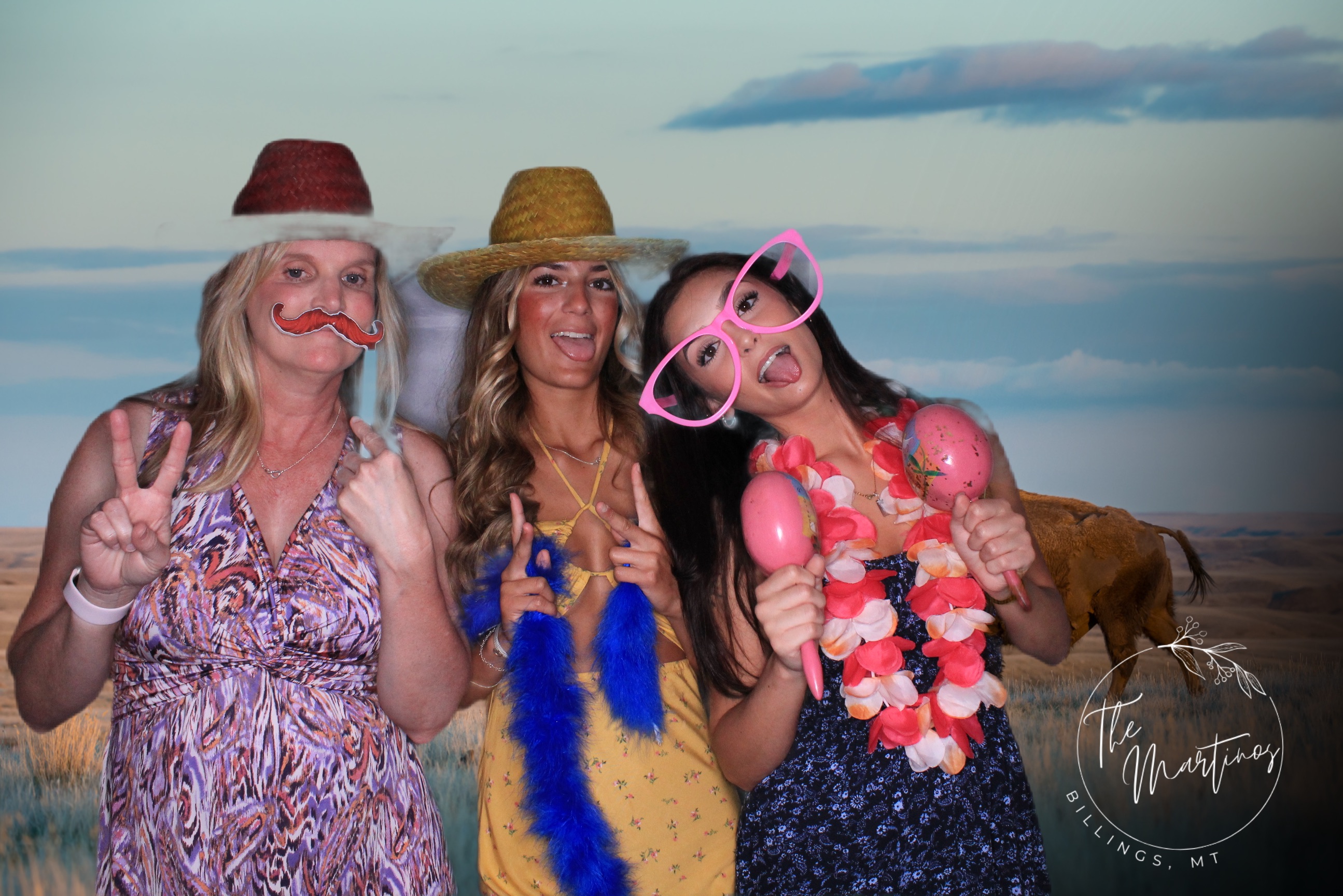 Rob and Enetra's Wedding | View more photos from the event at gallery.photoboothbillings.com/u/PhotoBoothBillings/Rob-and-Enetras-Wedding