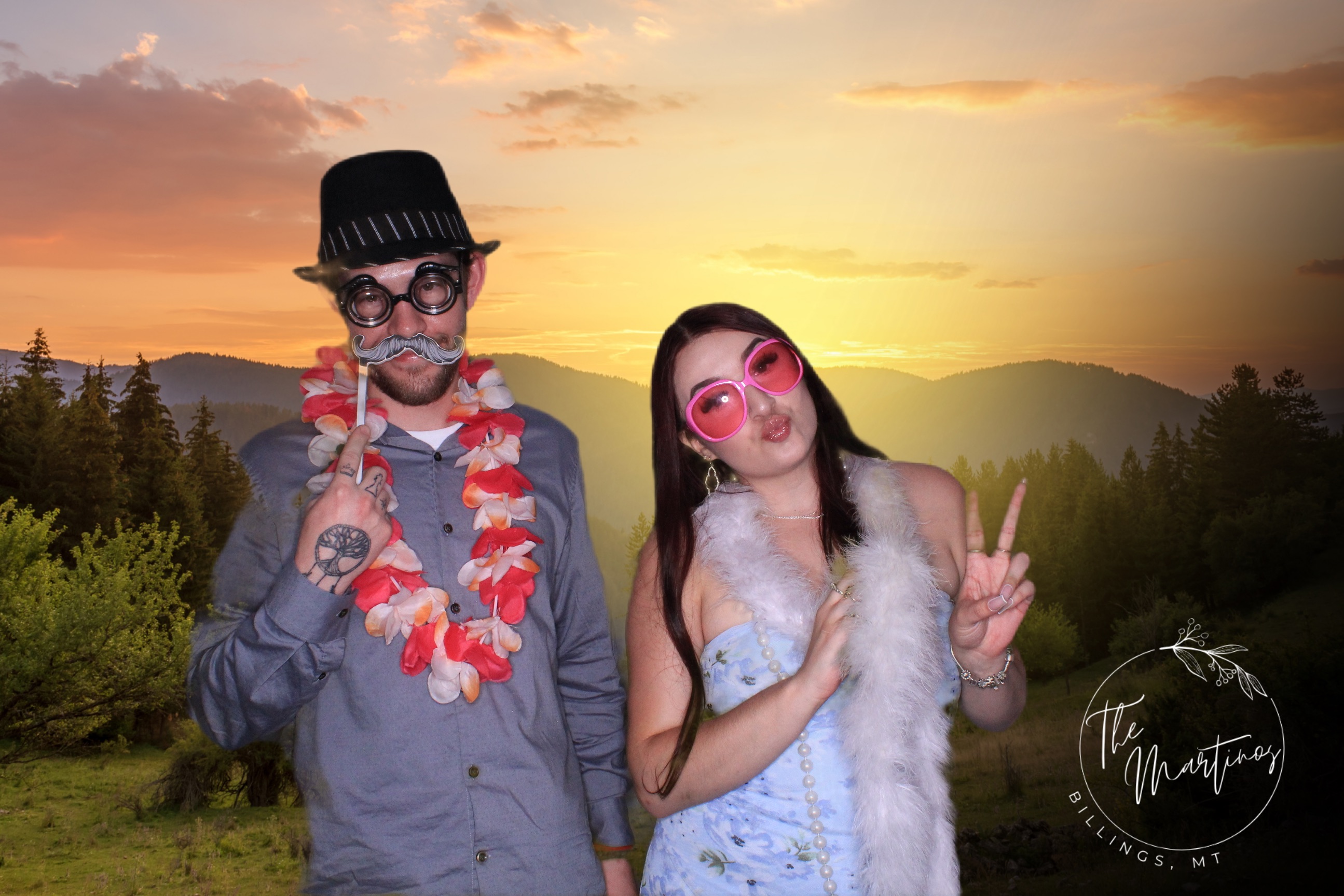 Rob and Enetra's Wedding | View more photos from the event at gallery.photoboothbillings.com/u/PhotoBoothBillings/Rob-and-Enetras-Wedding