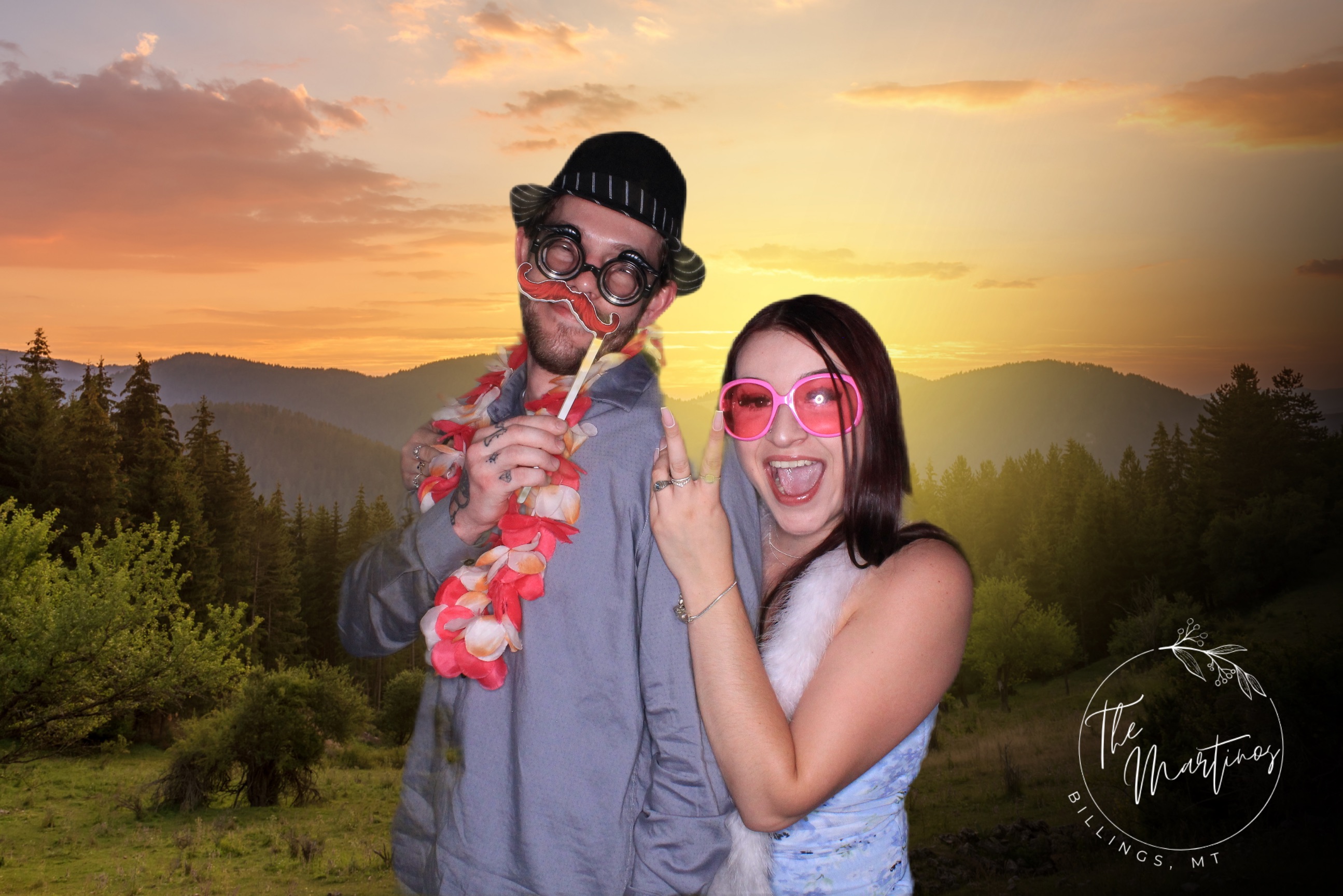 Rob and Enetra's Wedding | View more photos from the event at gallery.photoboothbillings.com/u/PhotoBoothBillings/Rob-and-Enetras-Wedding