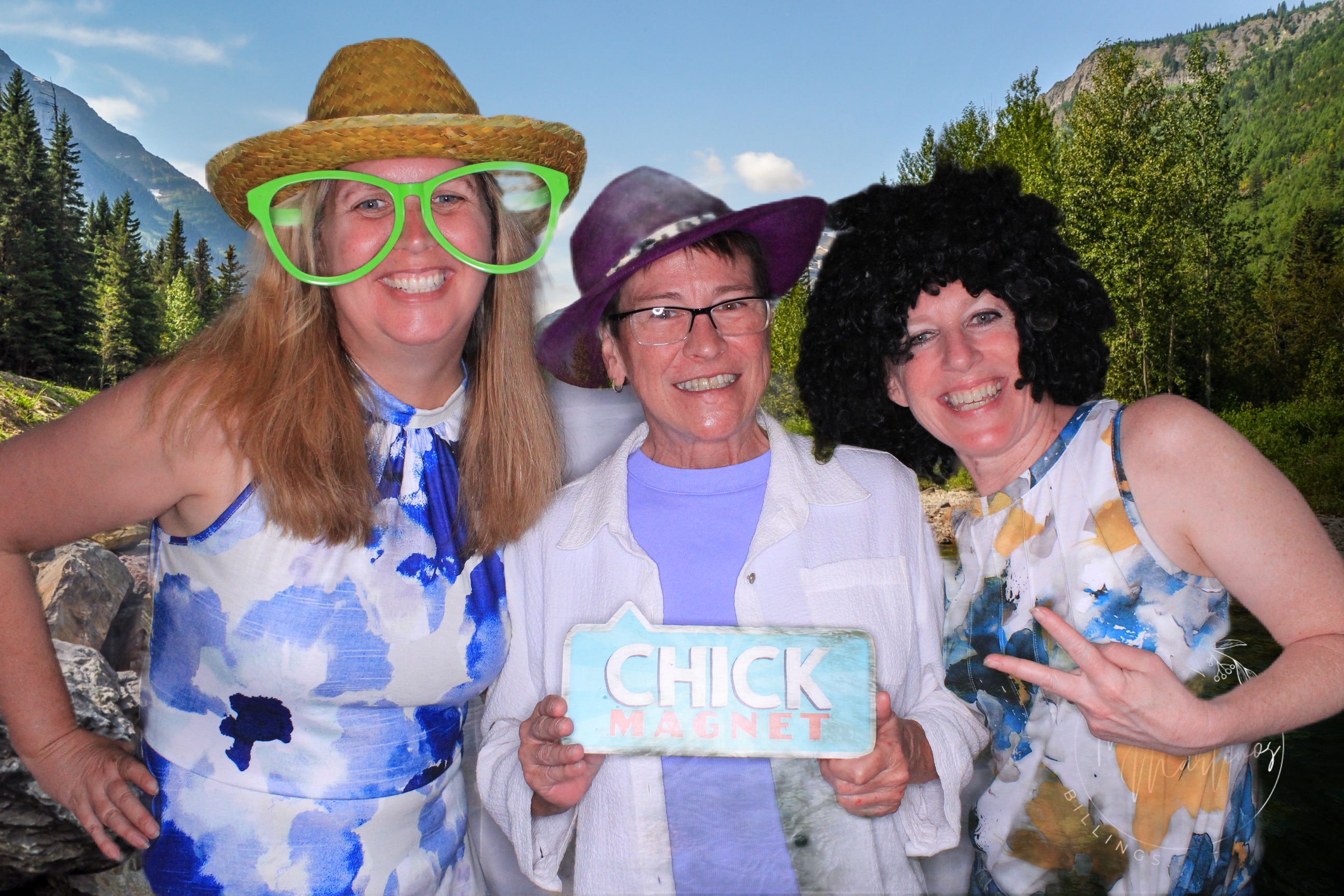 Rob and Enetra's Wedding | View more photos from the event at gallery.photoboothbillings.com/u/PhotoBoothBillings/Rob-and-Enetras-Wedding