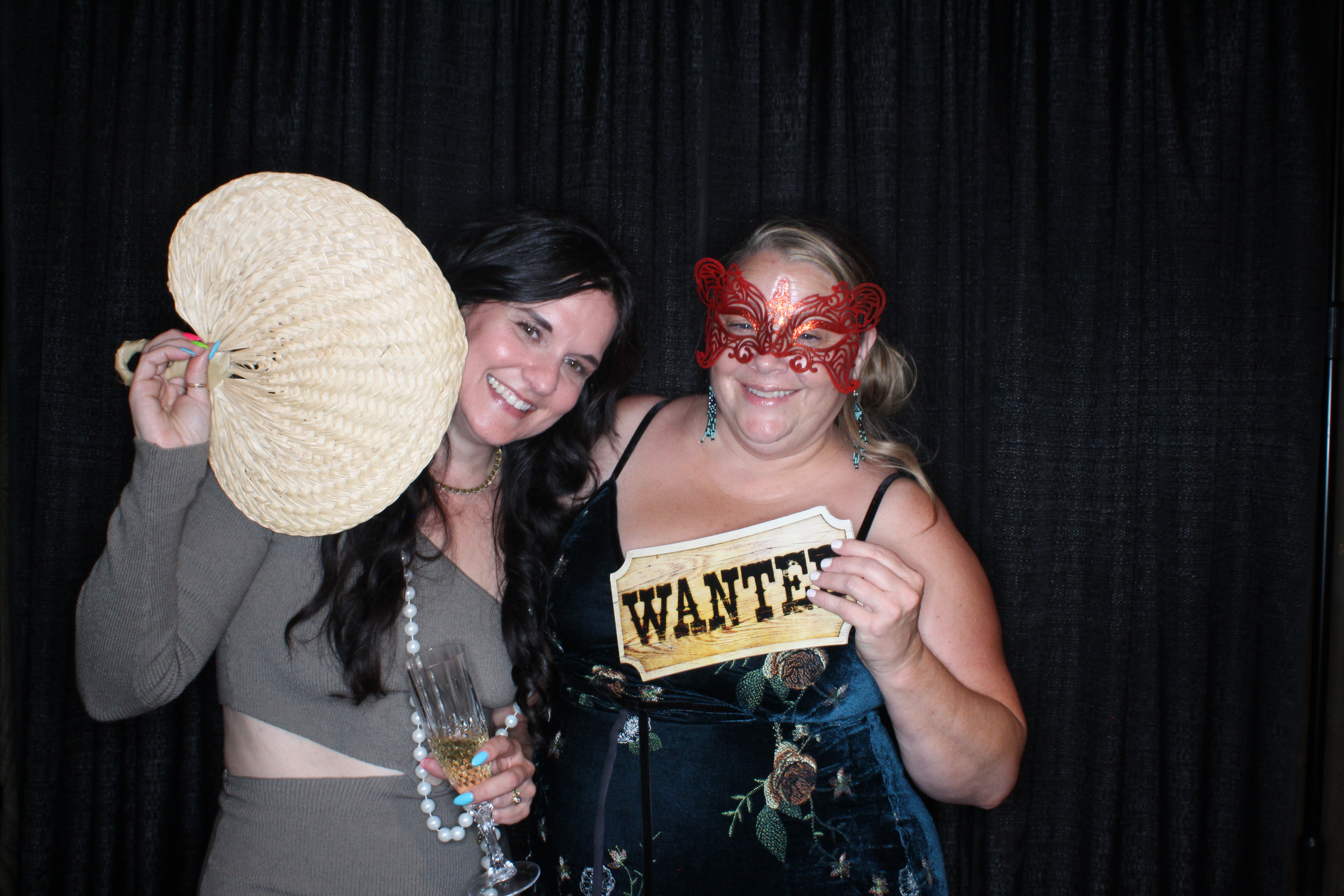 Sam and Ridge Wedding | View more photos from the event at gallery.photoboothbillings.com/u/PhotoBoothBillings/Sam-and-Ridge-Wedding