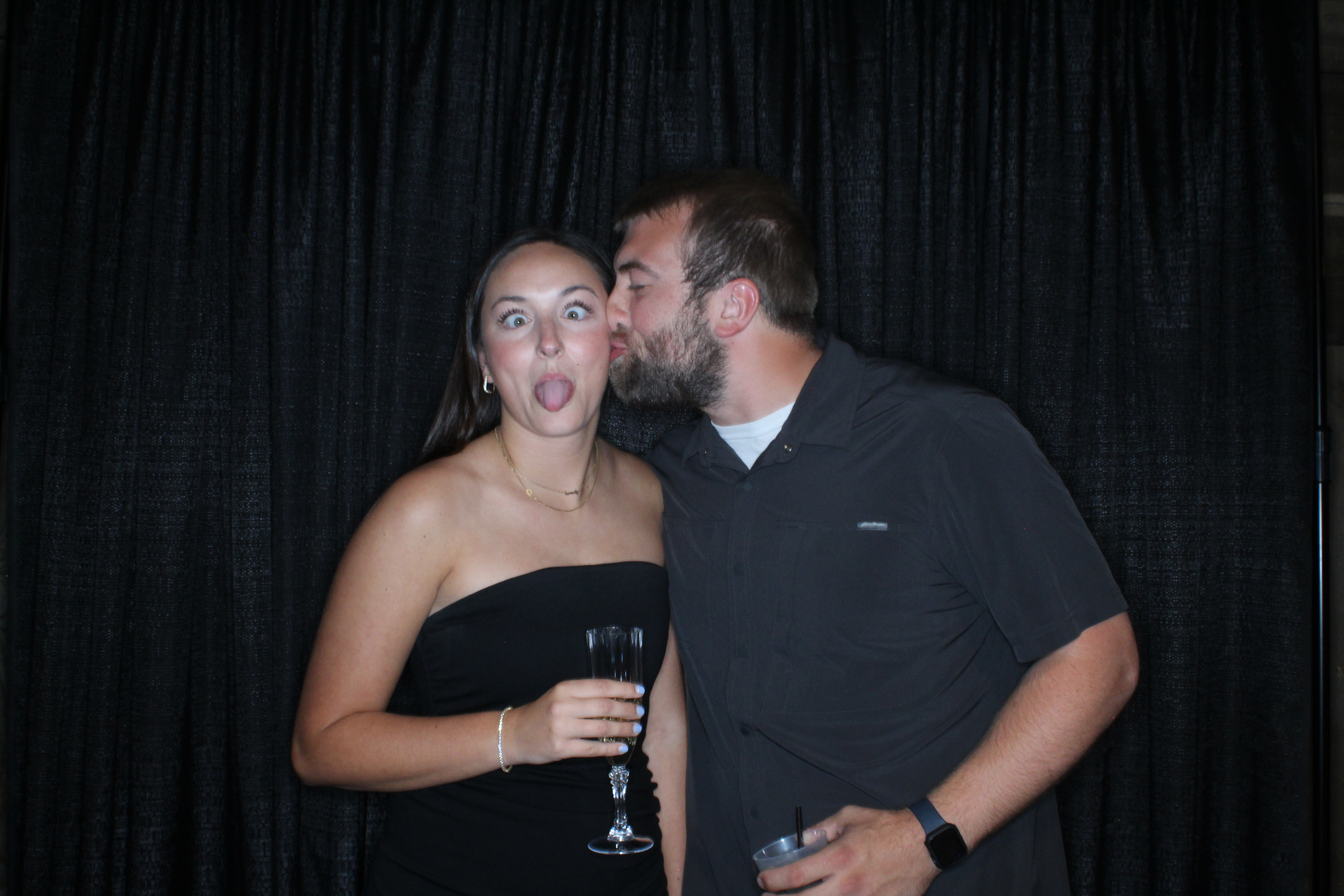 Sam and Ridge Wedding | View more photos from the event at gallery.photoboothbillings.com/u/PhotoBoothBillings/Sam-and-Ridge-Wedding