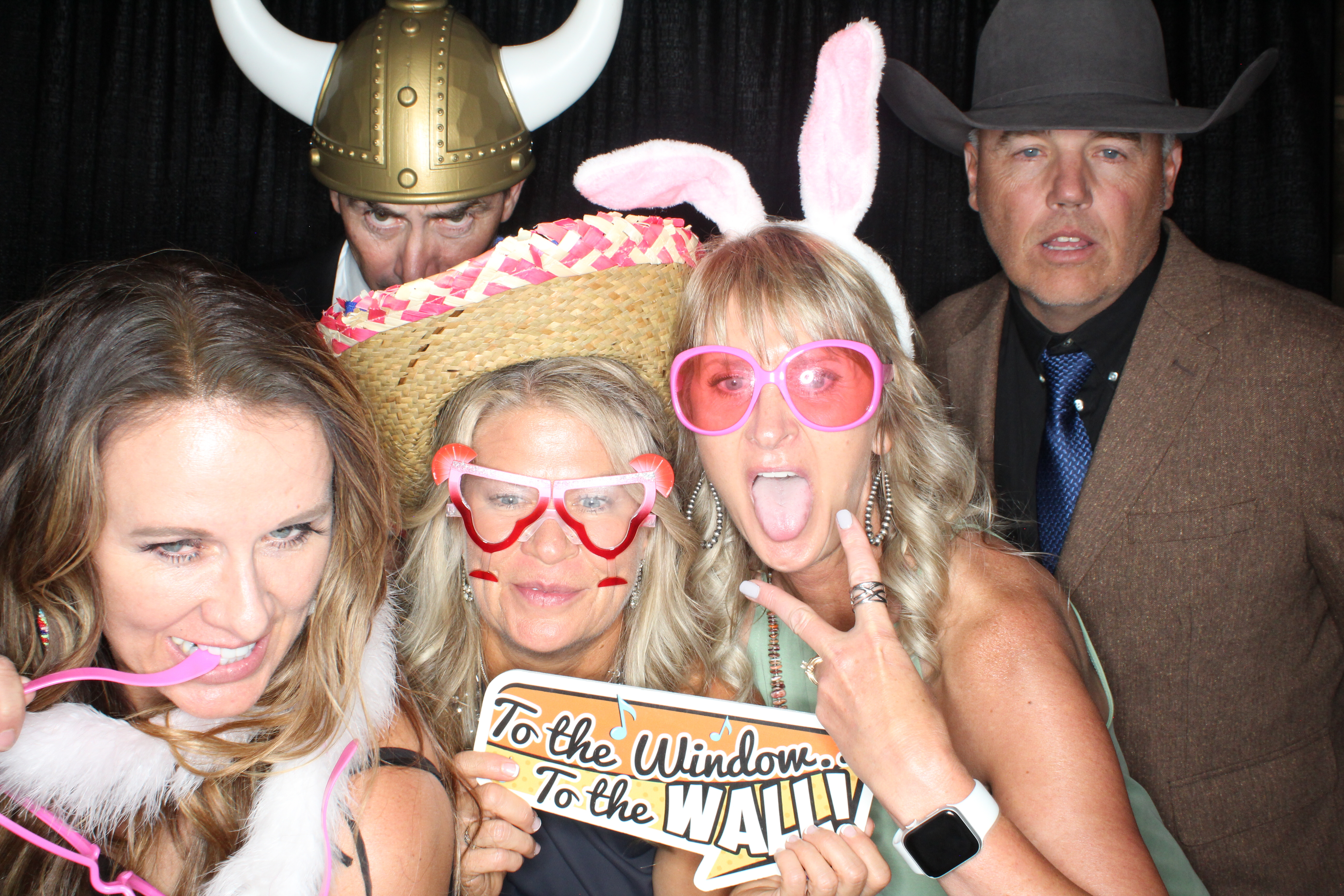Sam and Ridge Wedding | View more photos from the event at gallery.photoboothbillings.com/u/PhotoBoothBillings/Sam-and-Ridge-Wedding