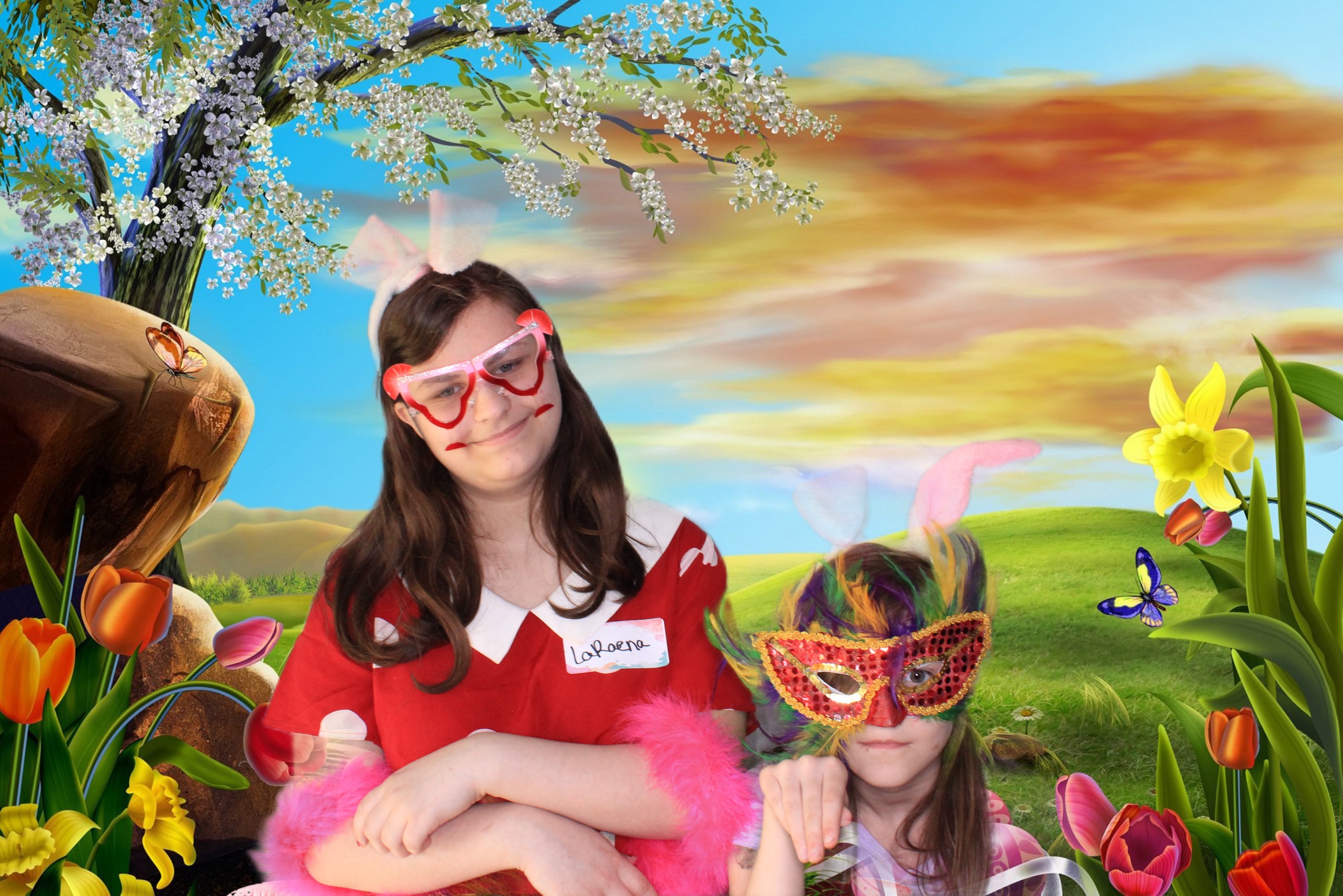 Summer Party 2024 | View more photos from the event at gallery.photoboothbillings.com/u/PhotoBoothBillings/Summer-Party-2024