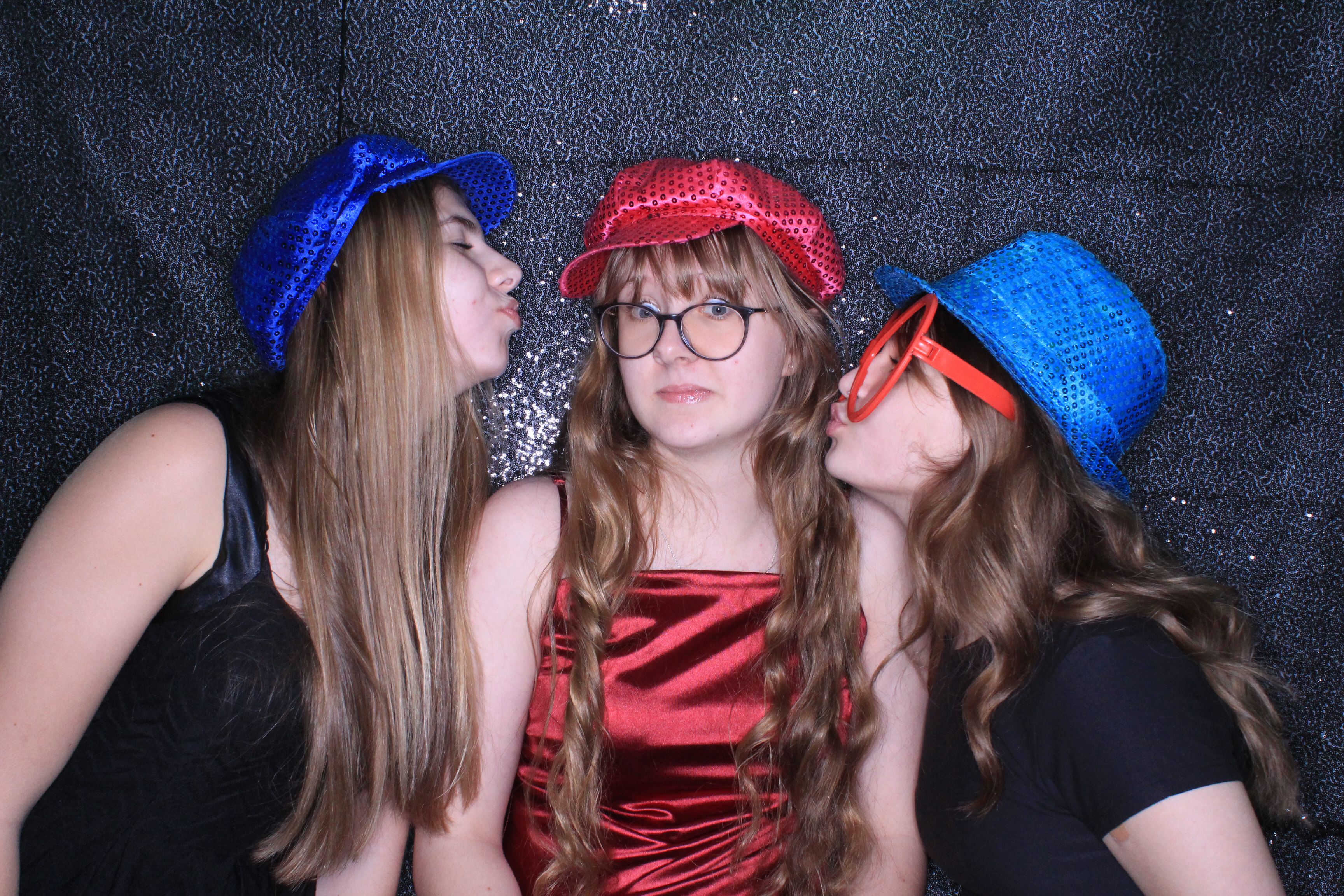 Valentine's Dance | View more photos from the event at gallery.photoboothbillings.com/u/PhotoBoothBillings/Valentines-Dance