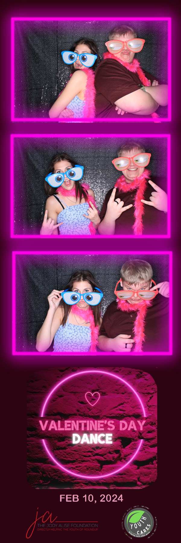 Valentine's Dance | View more photos from the event at gallery.photoboothbillings.com/u/PhotoBoothBillings/Valentines-Dance