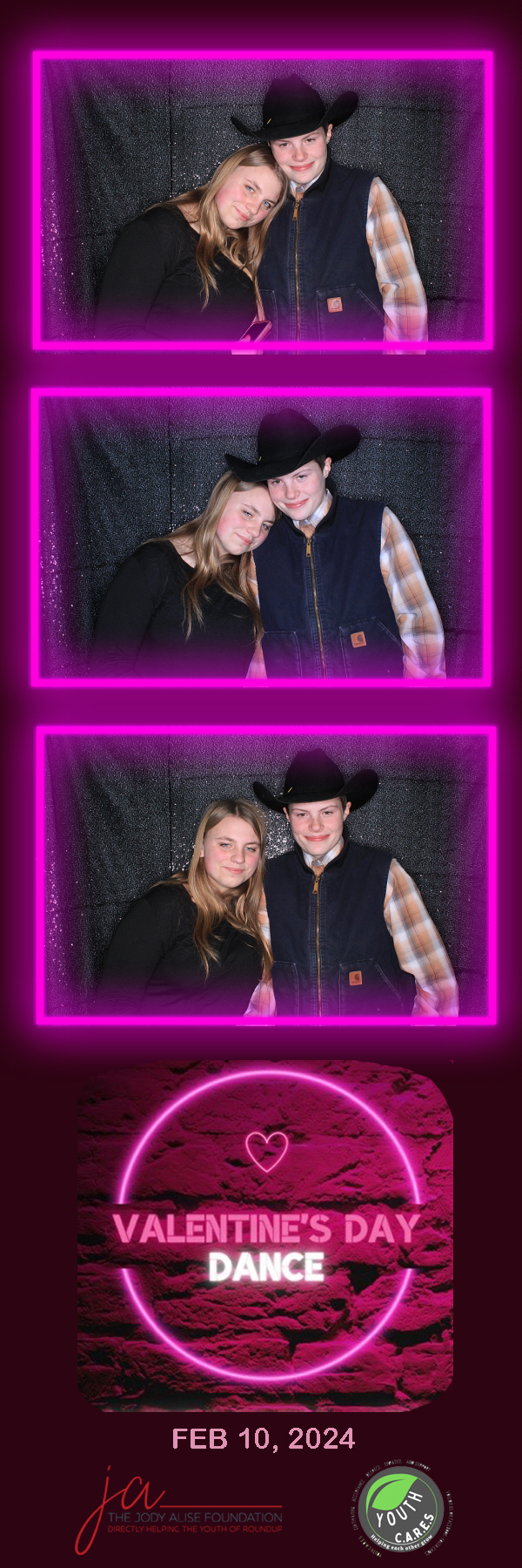 Valentine's Dance | View more photos from the event at gallery.photoboothbillings.com/u/PhotoBoothBillings/Valentines-Dance