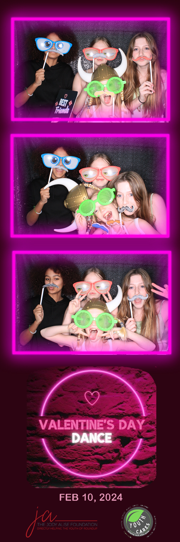 Valentine's Dance | View more photos from the event at gallery.photoboothbillings.com/u/PhotoBoothBillings/Valentines-Dance