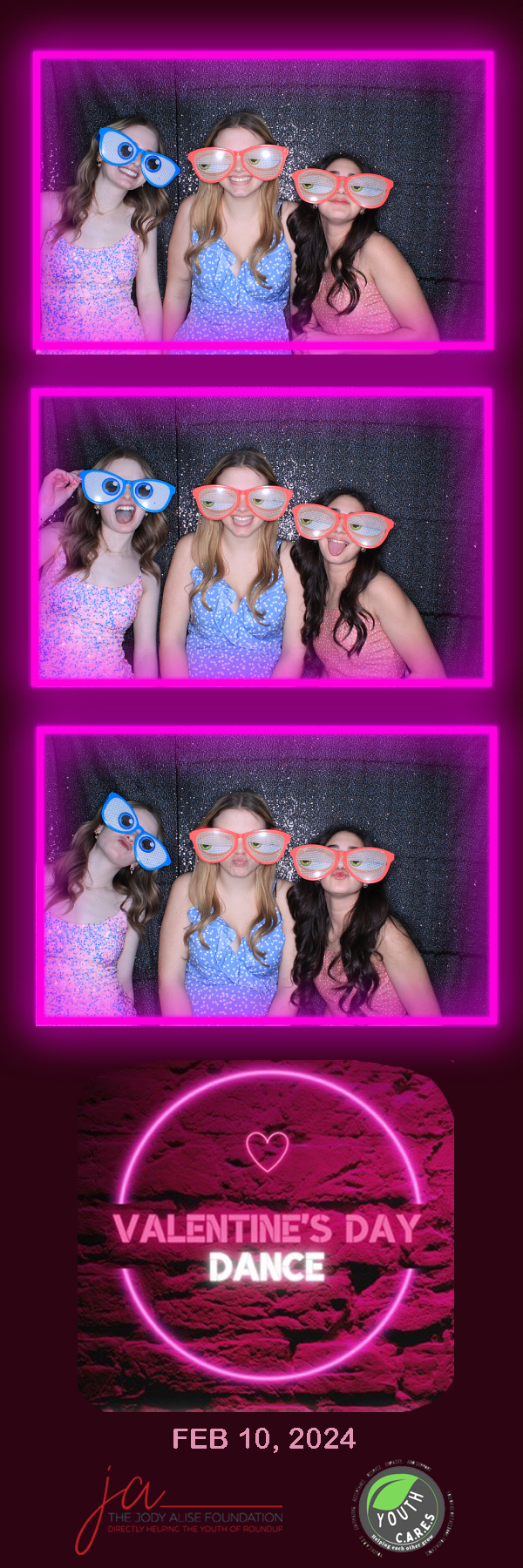 Valentine's Dance | View more photos from the event at gallery.photoboothbillings.com/u/PhotoBoothBillings/Valentines-Dance