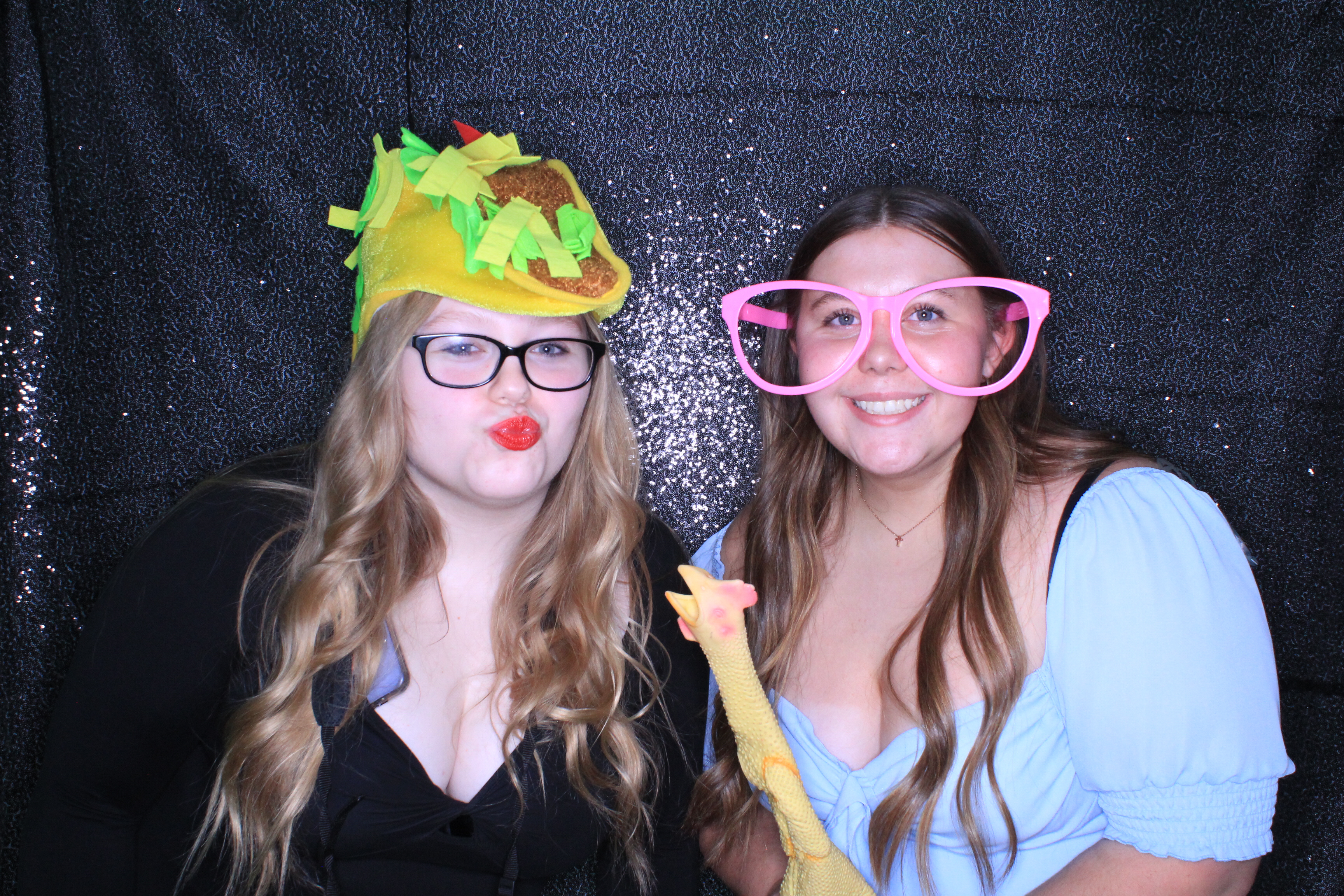 Valentine's Dance | View more photos from the event at gallery.photoboothbillings.com/u/PhotoBoothBillings/Valentines-Dance