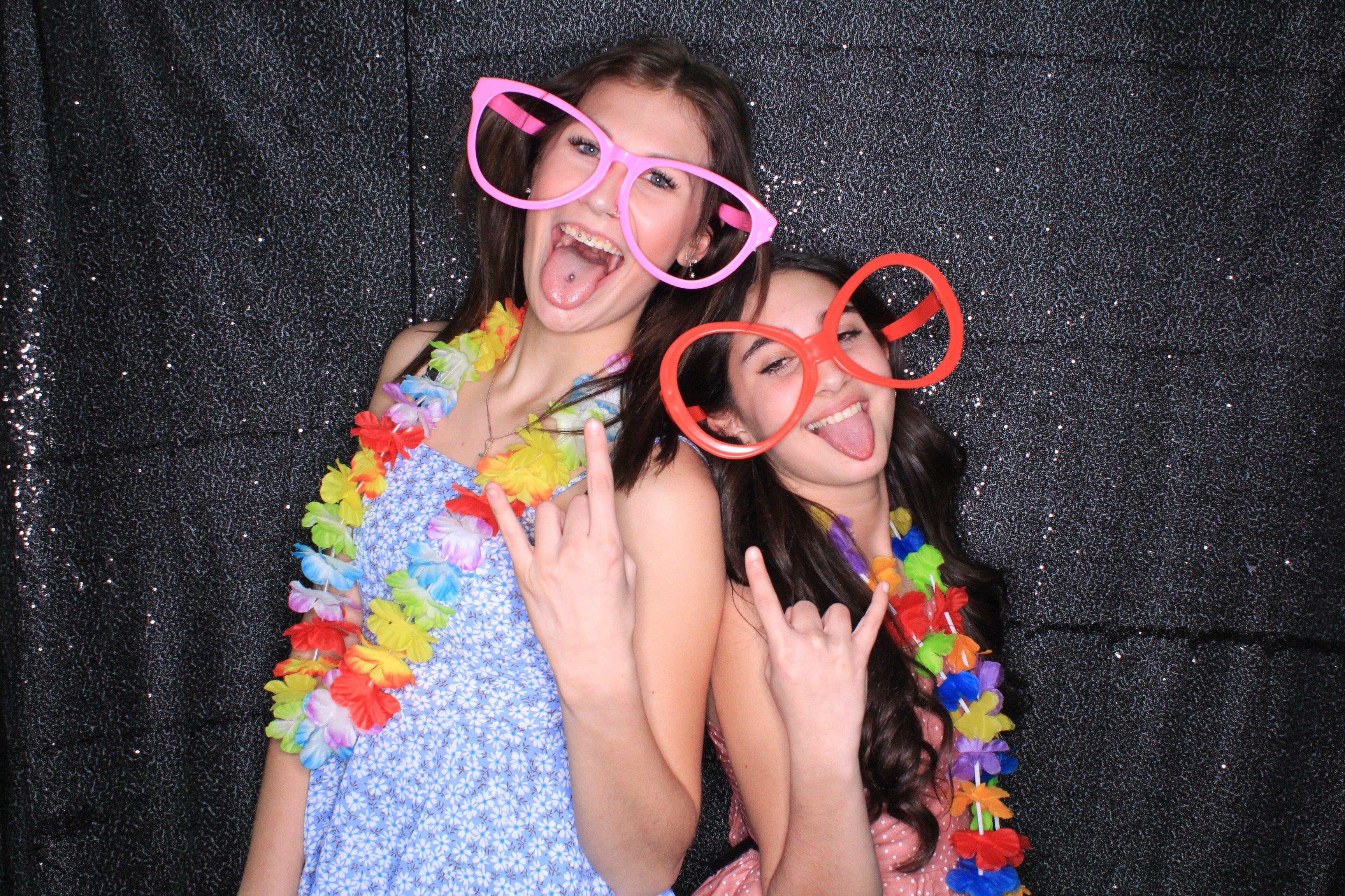 Valentine's Dance | View more photos from the event at gallery.photoboothbillings.com/u/PhotoBoothBillings/Valentines-Dance