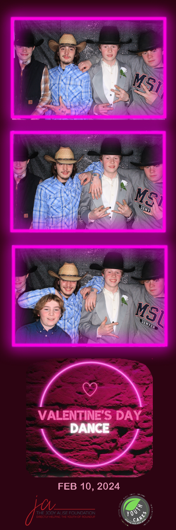 Valentine's Dance | View more photos from the event at gallery.photoboothbillings.com/u/PhotoBoothBillings/Valentines-Dance