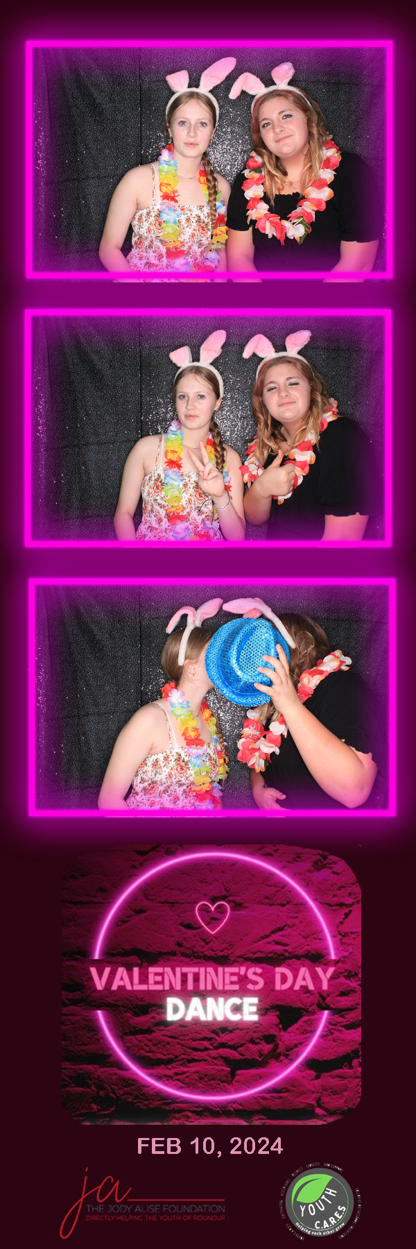 Valentine's Dance | View more photos from the event at gallery.photoboothbillings.com/u/PhotoBoothBillings/Valentines-Dance