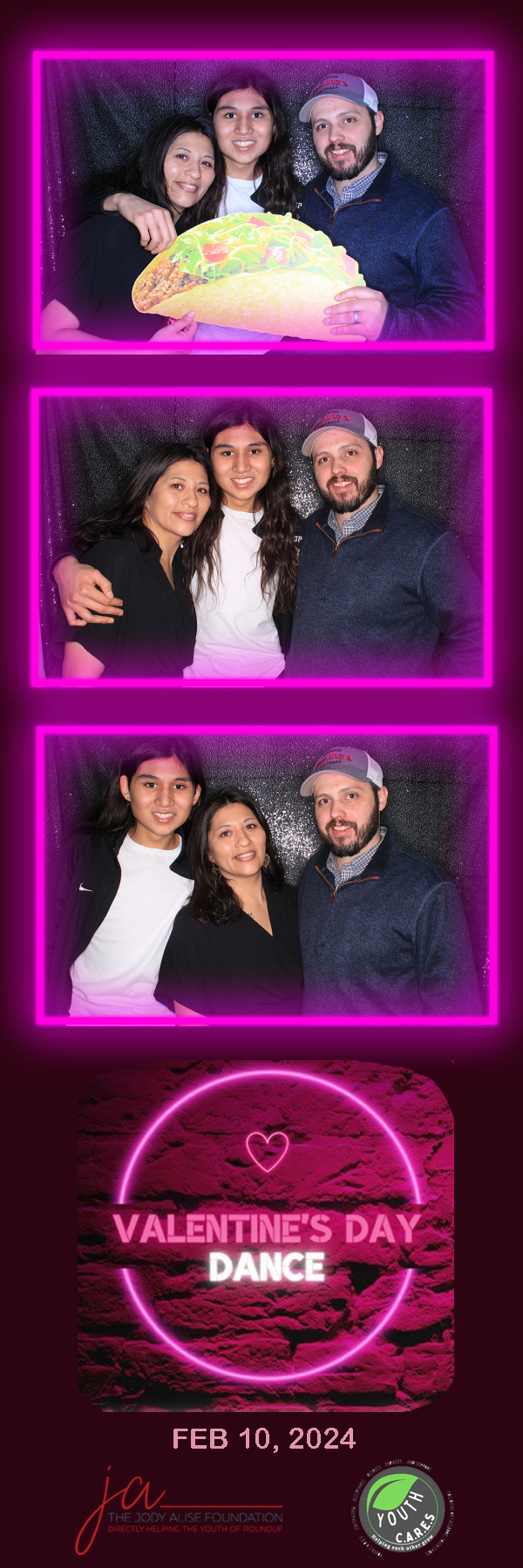 Valentine's Dance | View more photos from the event at gallery.photoboothbillings.com/u/PhotoBoothBillings/Valentines-Dance