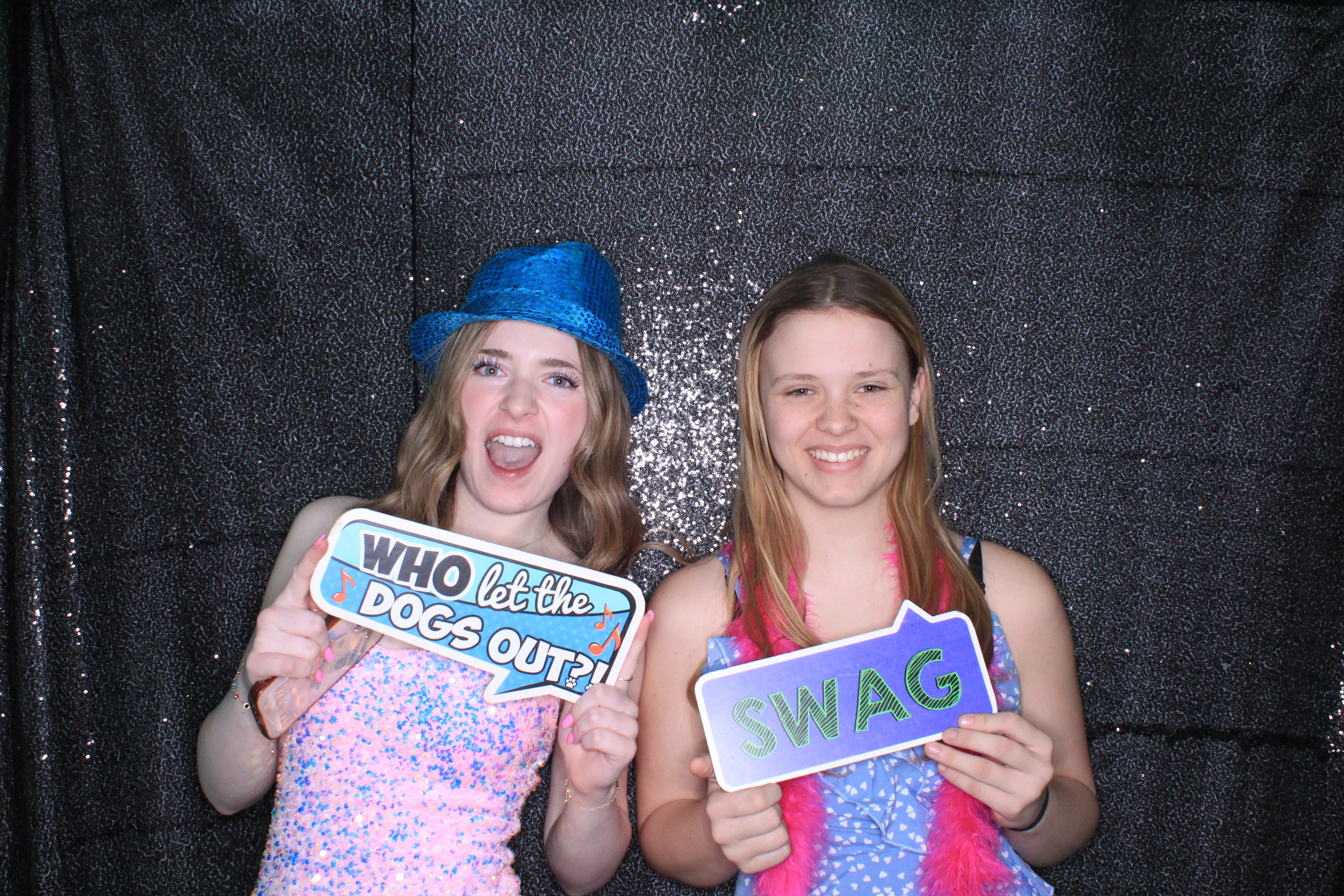 Valentine's Dance | View more photos from the event at gallery.photoboothbillings.com/u/PhotoBoothBillings/Valentines-Dance