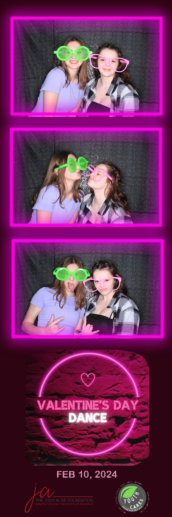 Valentine's Dance | View more photos from the event at gallery.photoboothbillings.com/u/PhotoBoothBillings/Valentines-Dance