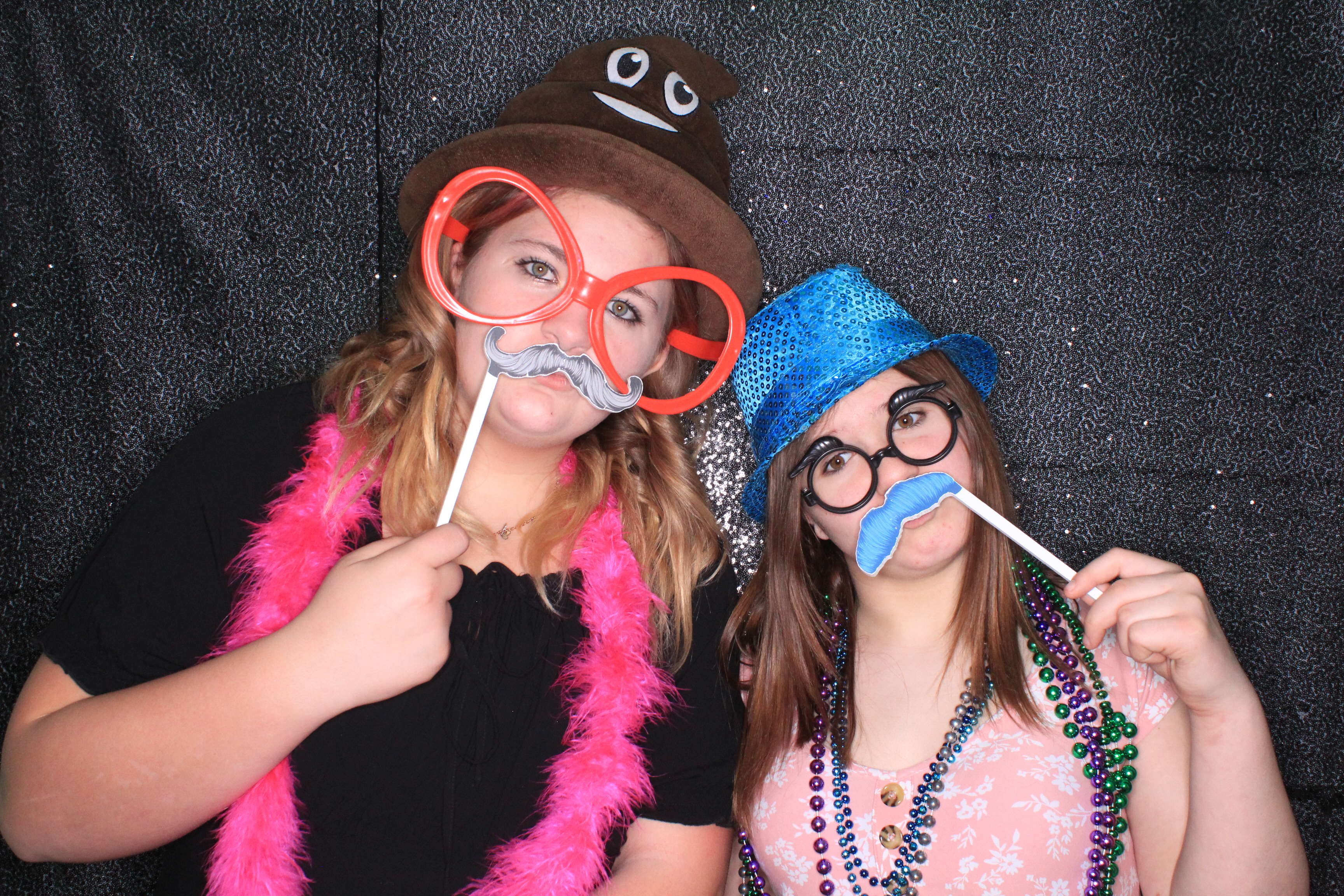 Valentine's Dance | View more photos from the event at gallery.photoboothbillings.com/u/PhotoBoothBillings/Valentines-Dance