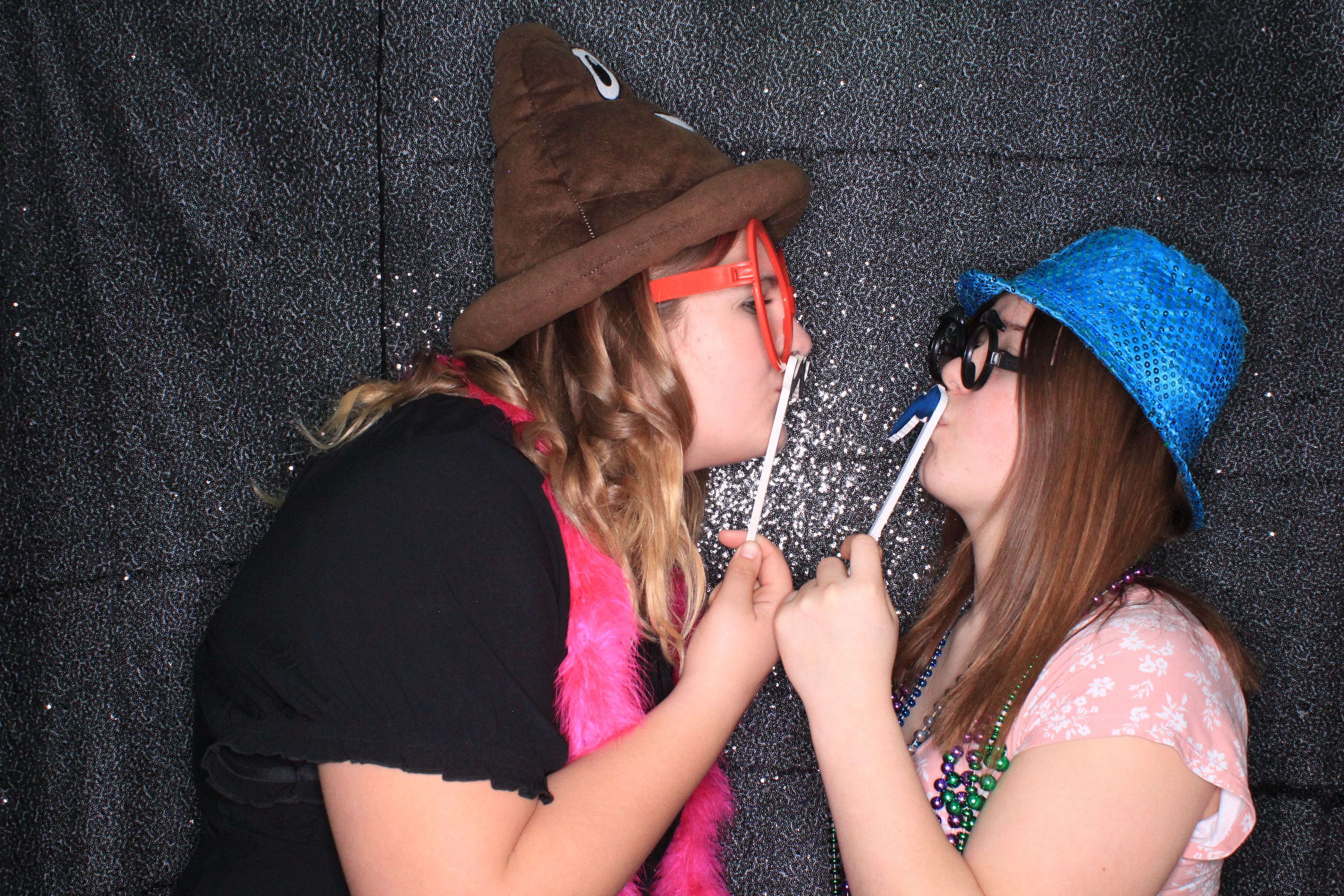 Valentine's Dance | View more photos from the event at gallery.photoboothbillings.com/u/PhotoBoothBillings/Valentines-Dance