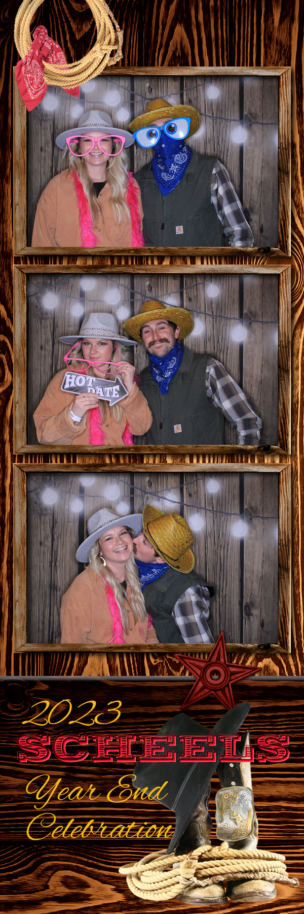 Year End Party | View more photos from the event at gallery.photoboothbillings.com/u/PhotoBoothBillings/Year-End-Party-0