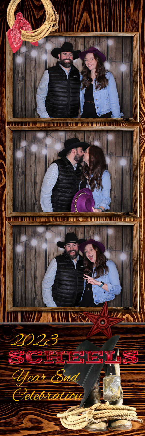 Year End Party | View more photos from the event at gallery.photoboothbillings.com/u/PhotoBoothBillings/Year-End-Party-0