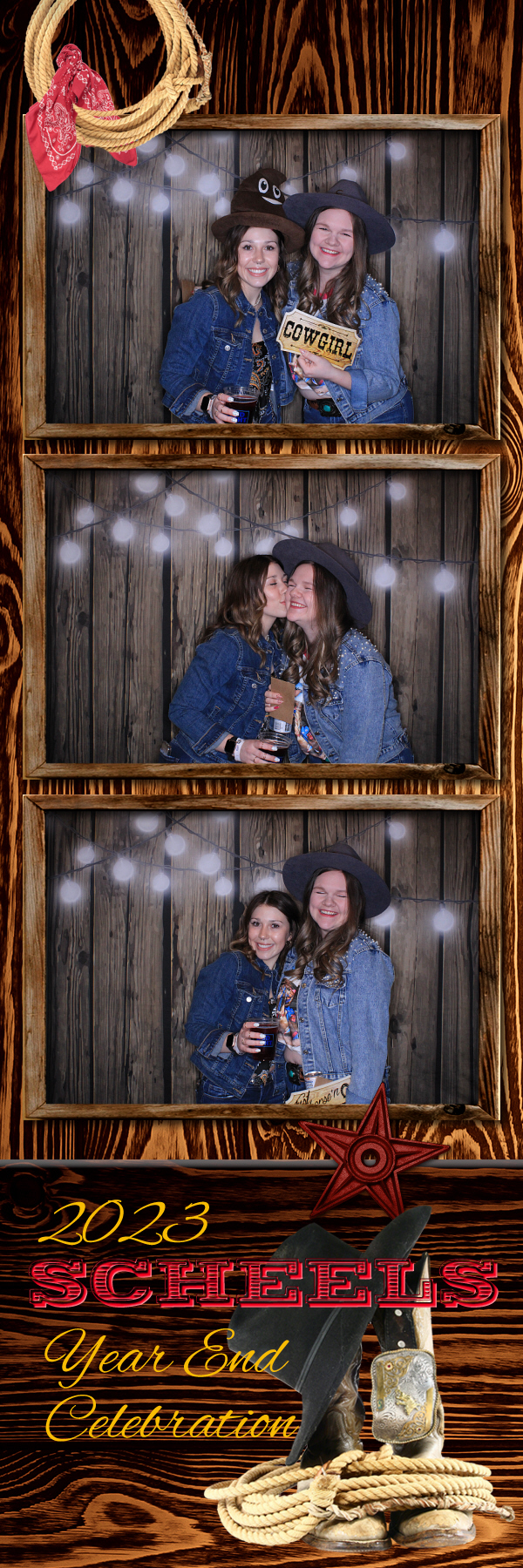 Year End Party | View more photos from the event at gallery.photoboothbillings.com/u/PhotoBoothBillings/Year-End-Party-0