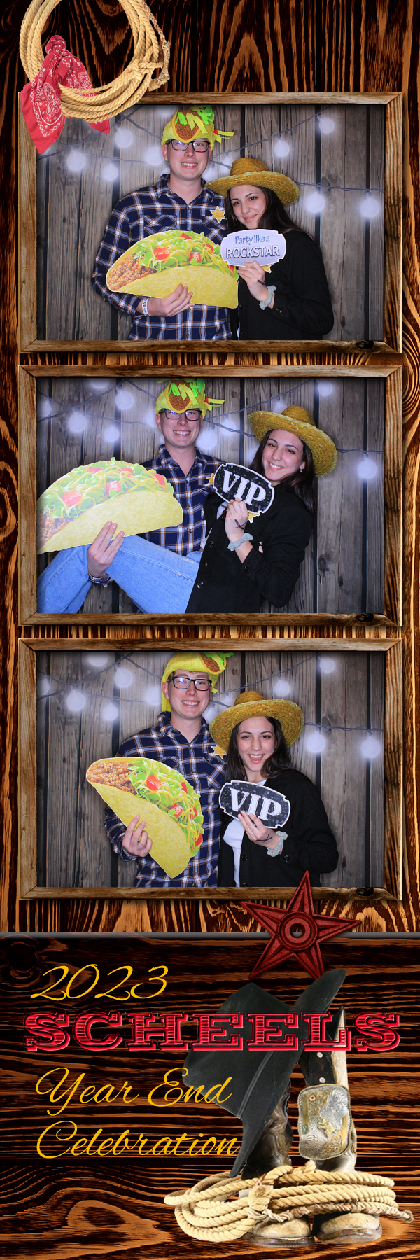 Year End Party | View more photos from the event at gallery.photoboothbillings.com/u/PhotoBoothBillings/Year-End-Party-0