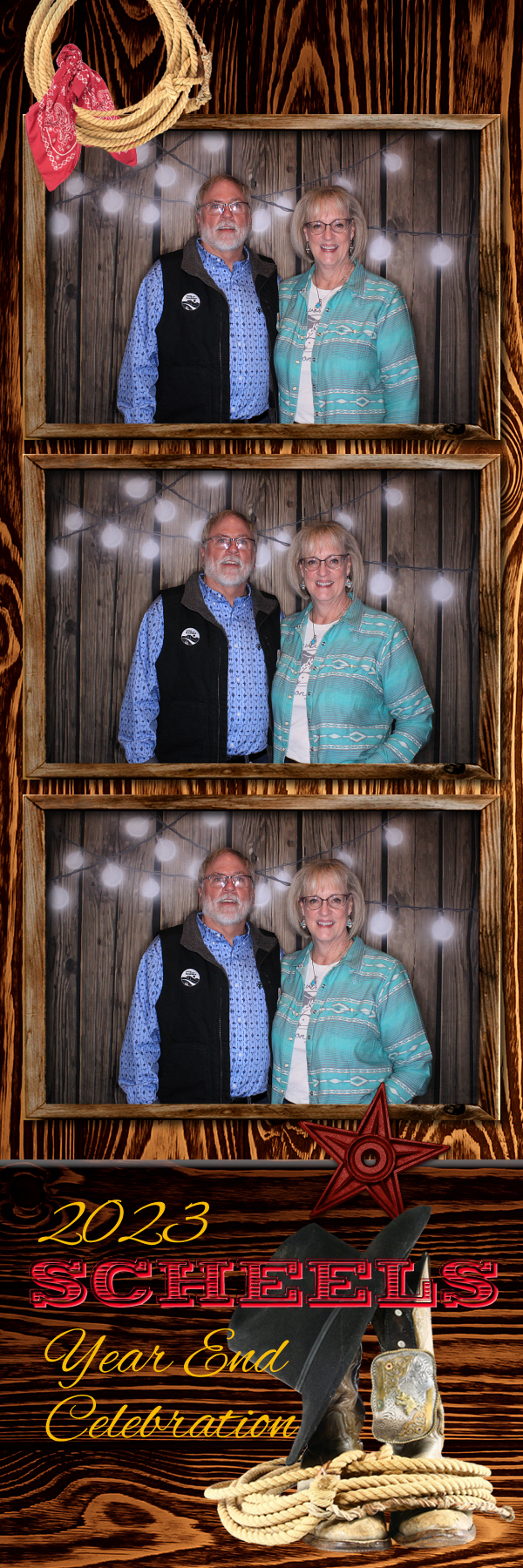 Year End Party | View more photos from the event at gallery.photoboothbillings.com/u/PhotoBoothBillings/Year-End-Party-0