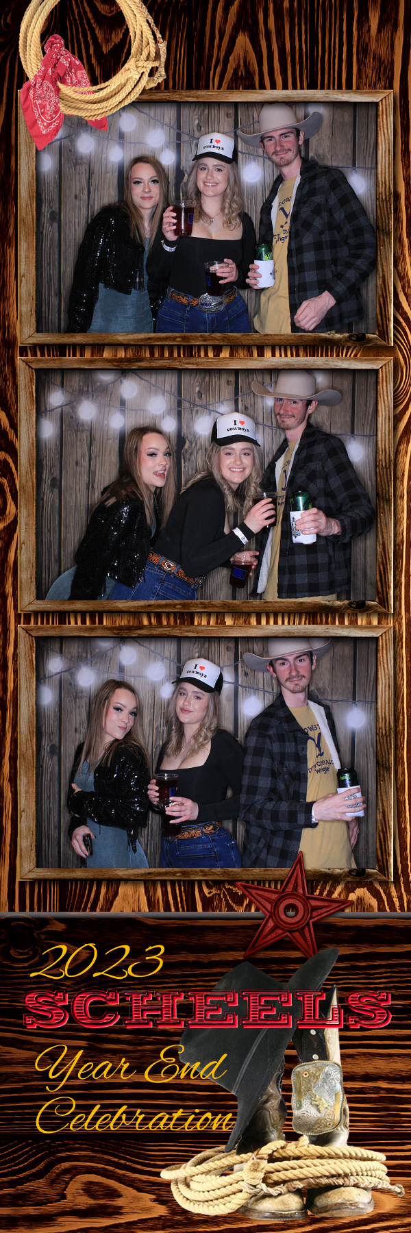 Year End Party | View more photos from the event at gallery.photoboothbillings.com/u/PhotoBoothBillings/Year-End-Party-0