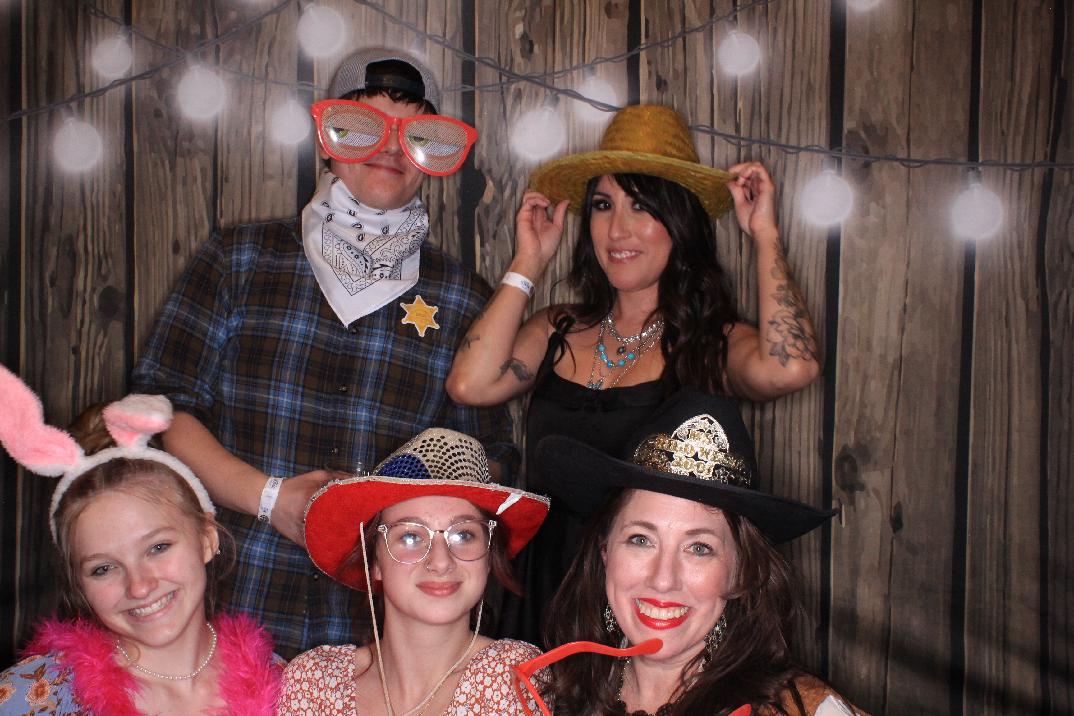 Year End Party | View more photos from the event at gallery.photoboothbillings.com/u/PhotoBoothBillings/Year-End-Party-0