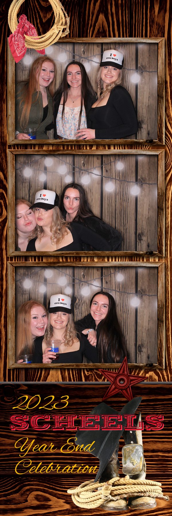 Year End Party | View more photos from the event at gallery.photoboothbillings.com/u/PhotoBoothBillings/Year-End-Party-0