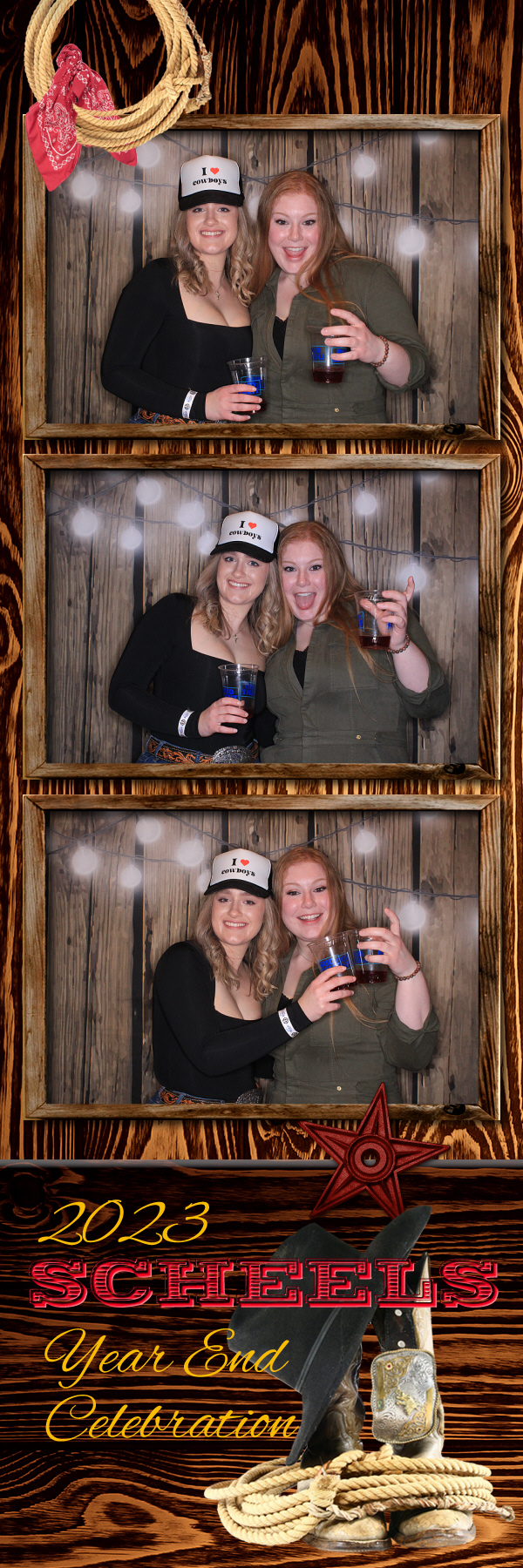 Year End Party | View more photos from the event at gallery.photoboothbillings.com/u/PhotoBoothBillings/Year-End-Party-0