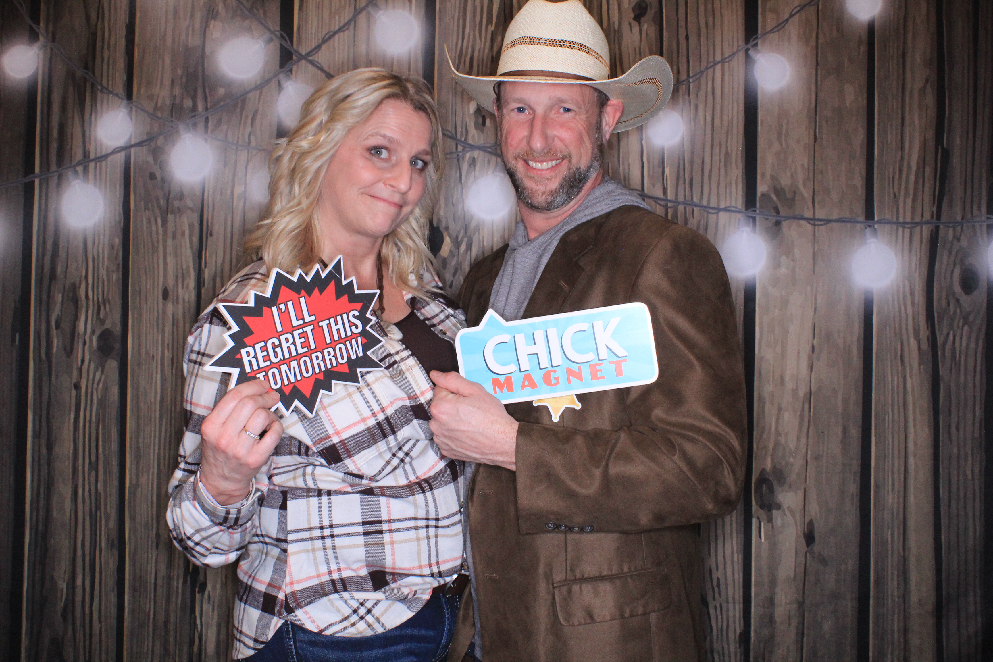 Year End Party | View more photos from the event at gallery.photoboothbillings.com/u/PhotoBoothBillings/Year-End-Party-0
