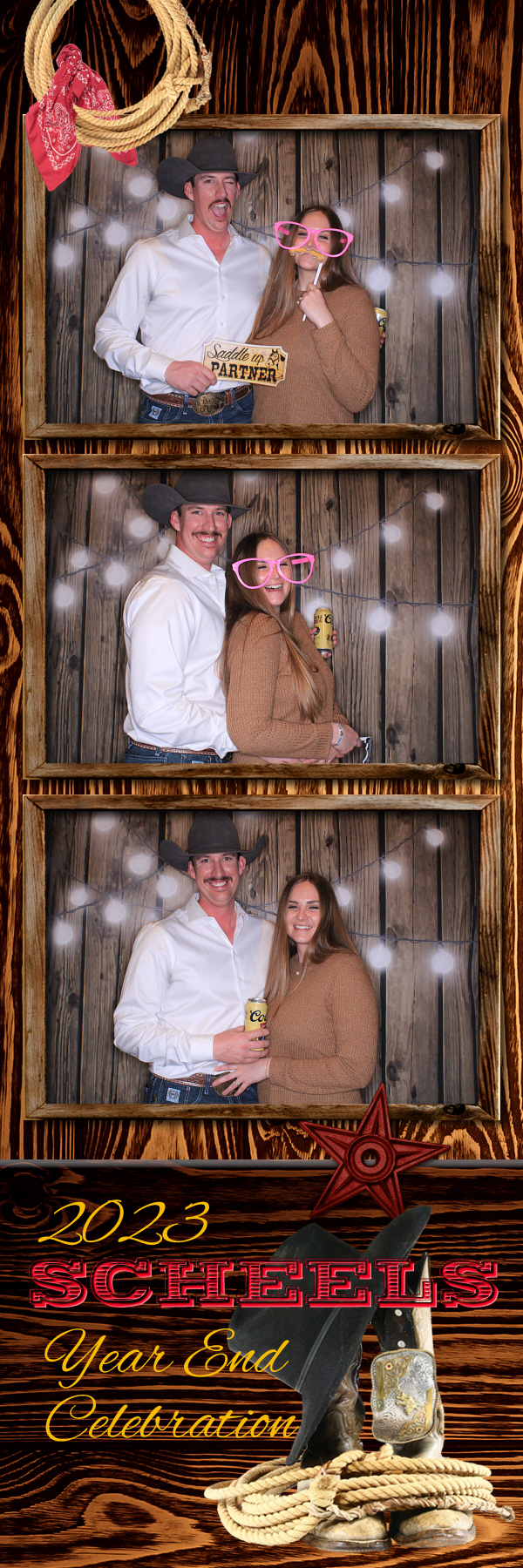 Year End Party | View more photos from the event at gallery.photoboothbillings.com/u/PhotoBoothBillings/Year-End-Party-0