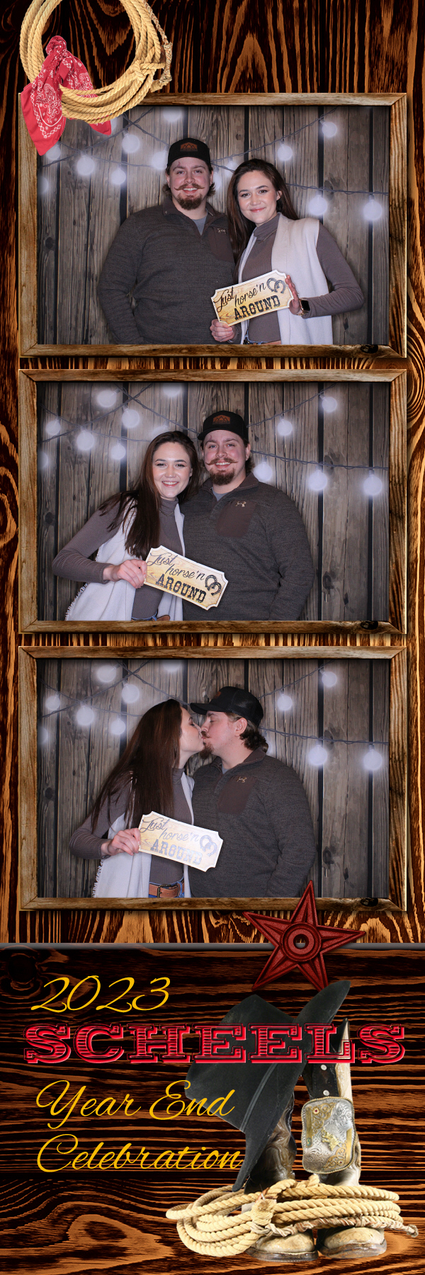 Year End Party | View more photos from the event at gallery.photoboothbillings.com/u/PhotoBoothBillings/Year-End-Party-0