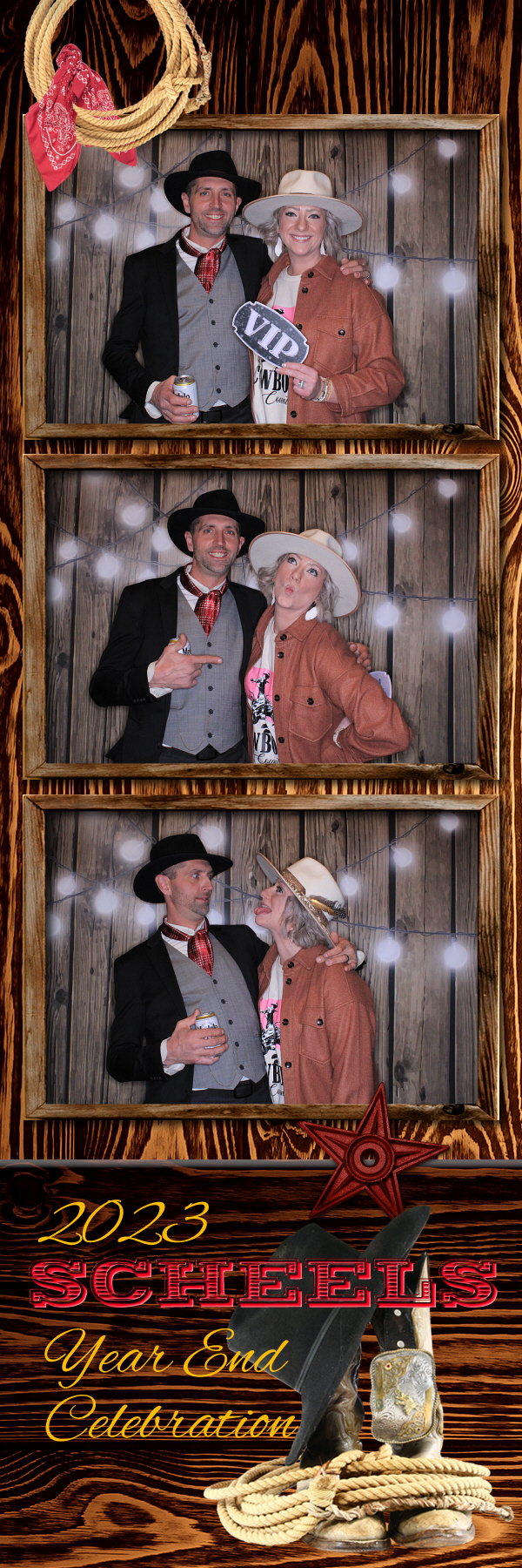 Year End Party | View more photos from the event at gallery.photoboothbillings.com/u/PhotoBoothBillings/Year-End-Party-0