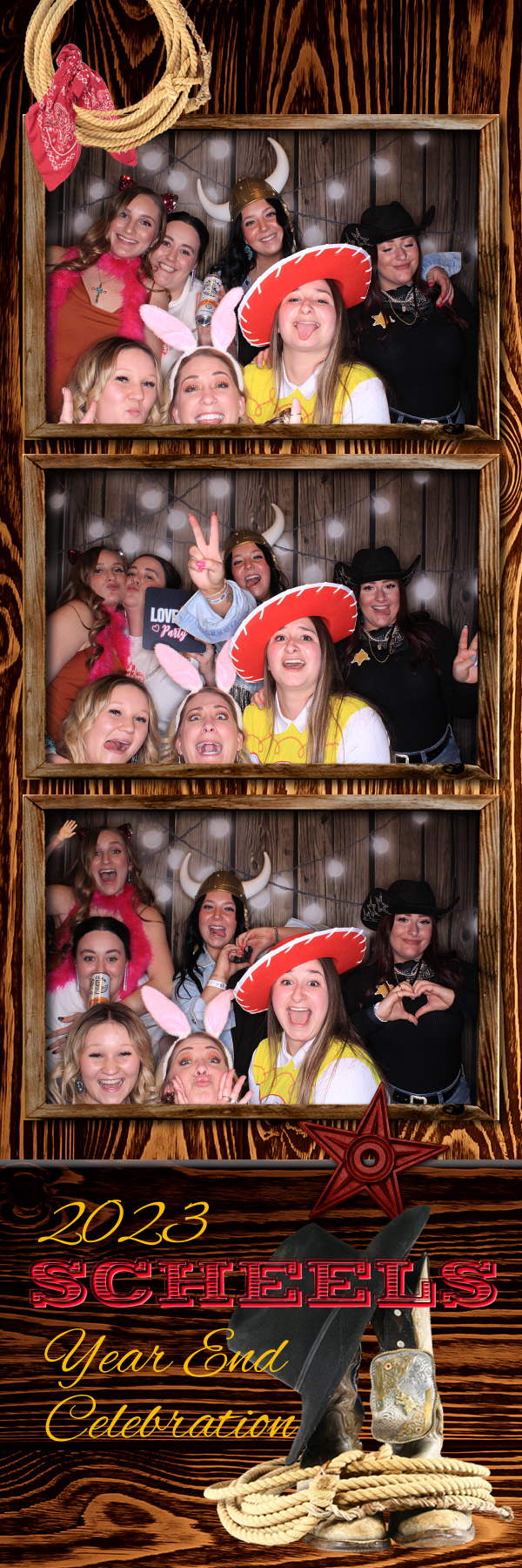 Year End Party | View more photos from the event at gallery.photoboothbillings.com/u/PhotoBoothBillings/Year-End-Party-0