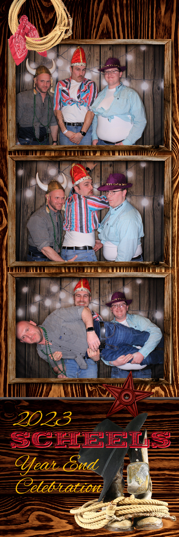 Year End Party | View more photos from the event at gallery.photoboothbillings.com/u/PhotoBoothBillings/Year-End-Party-0