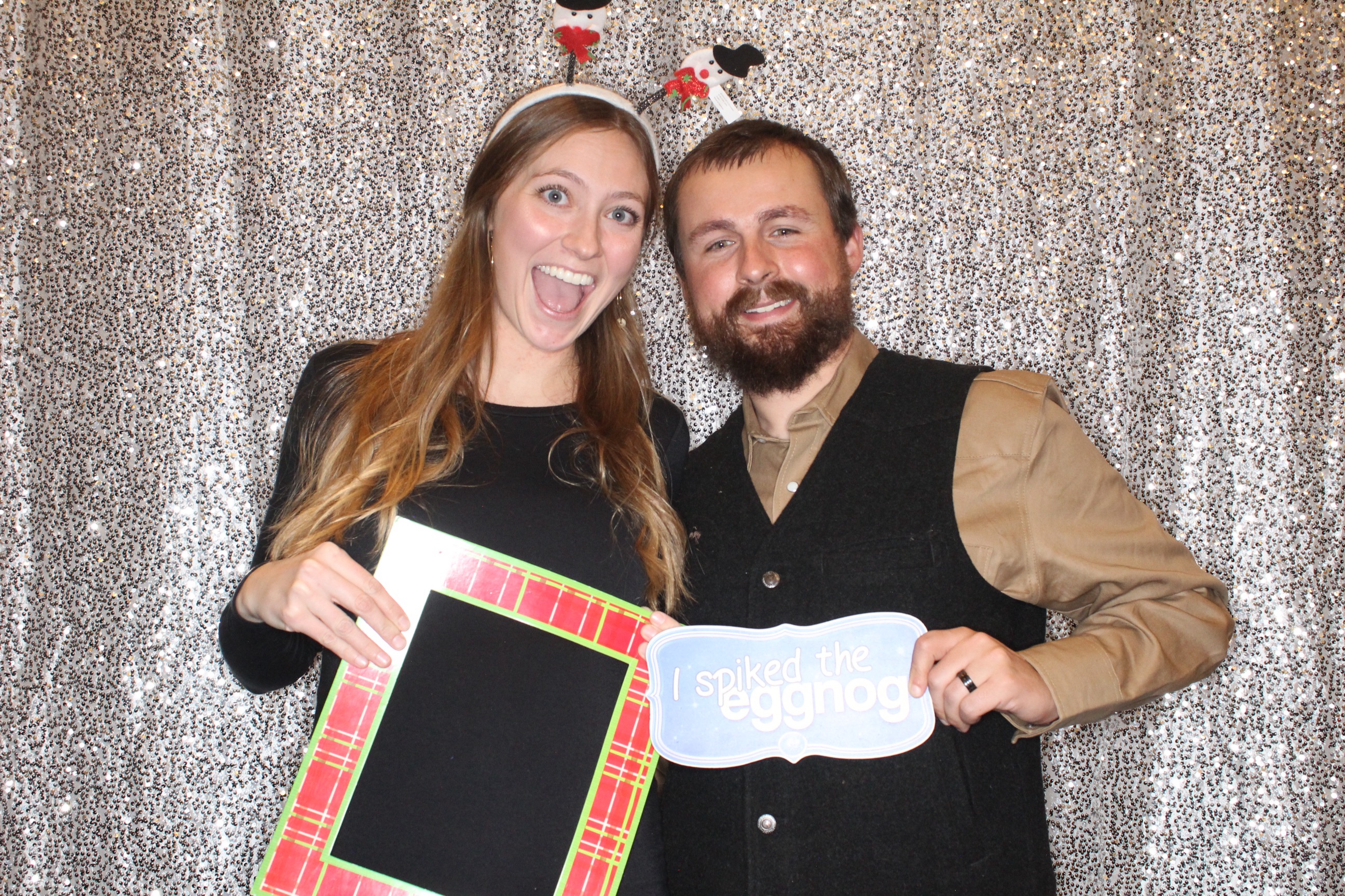 KNLC Christmas Party | View more photos from the event at gallery.photoboothbillings.com/u/PhotoBoothBillings/KNLC-Christmas-Party