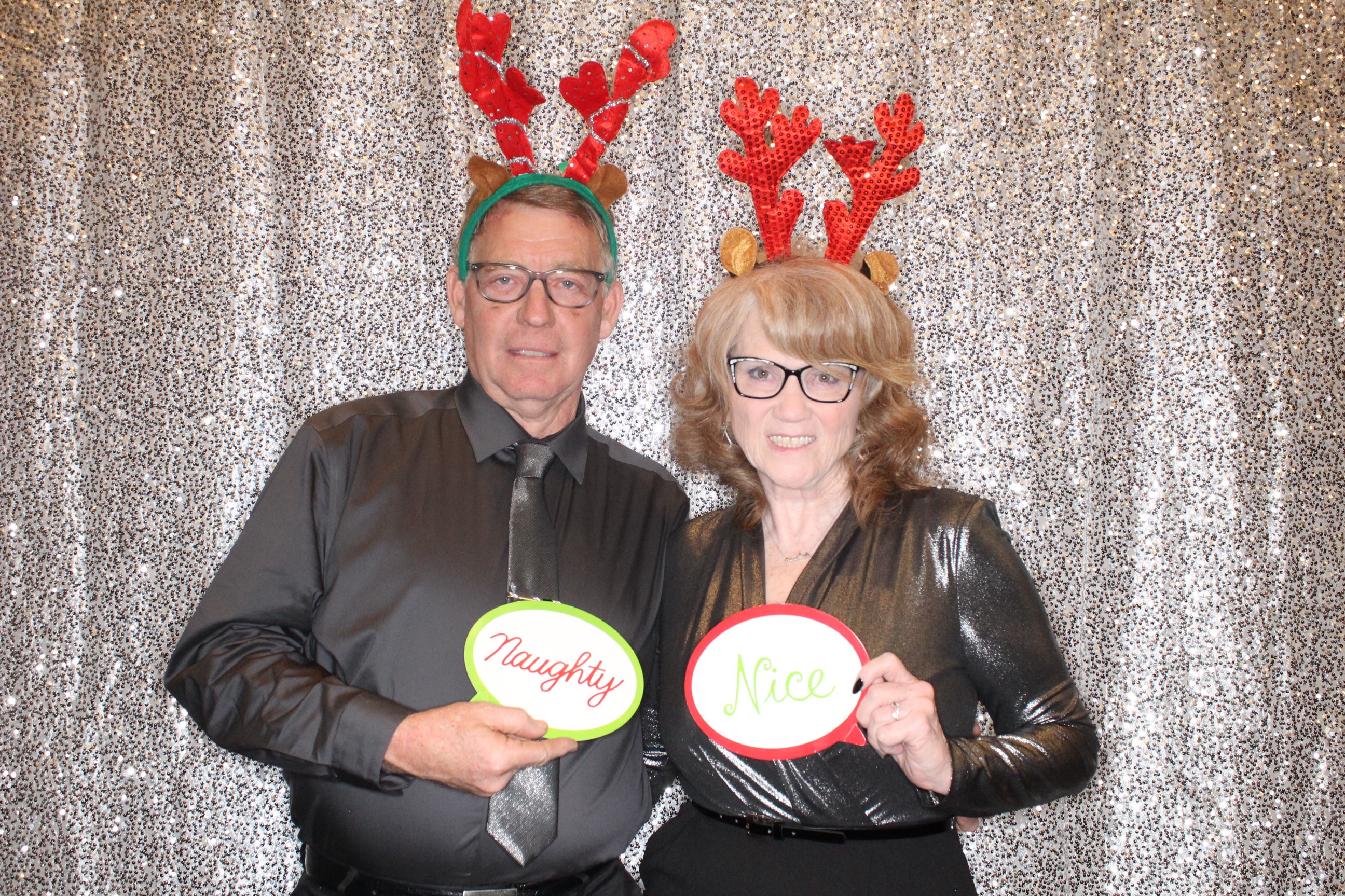 KNLC Christmas Party | View more photos from the event at gallery.photoboothbillings.com/u/PhotoBoothBillings/KNLC-Christmas-Party