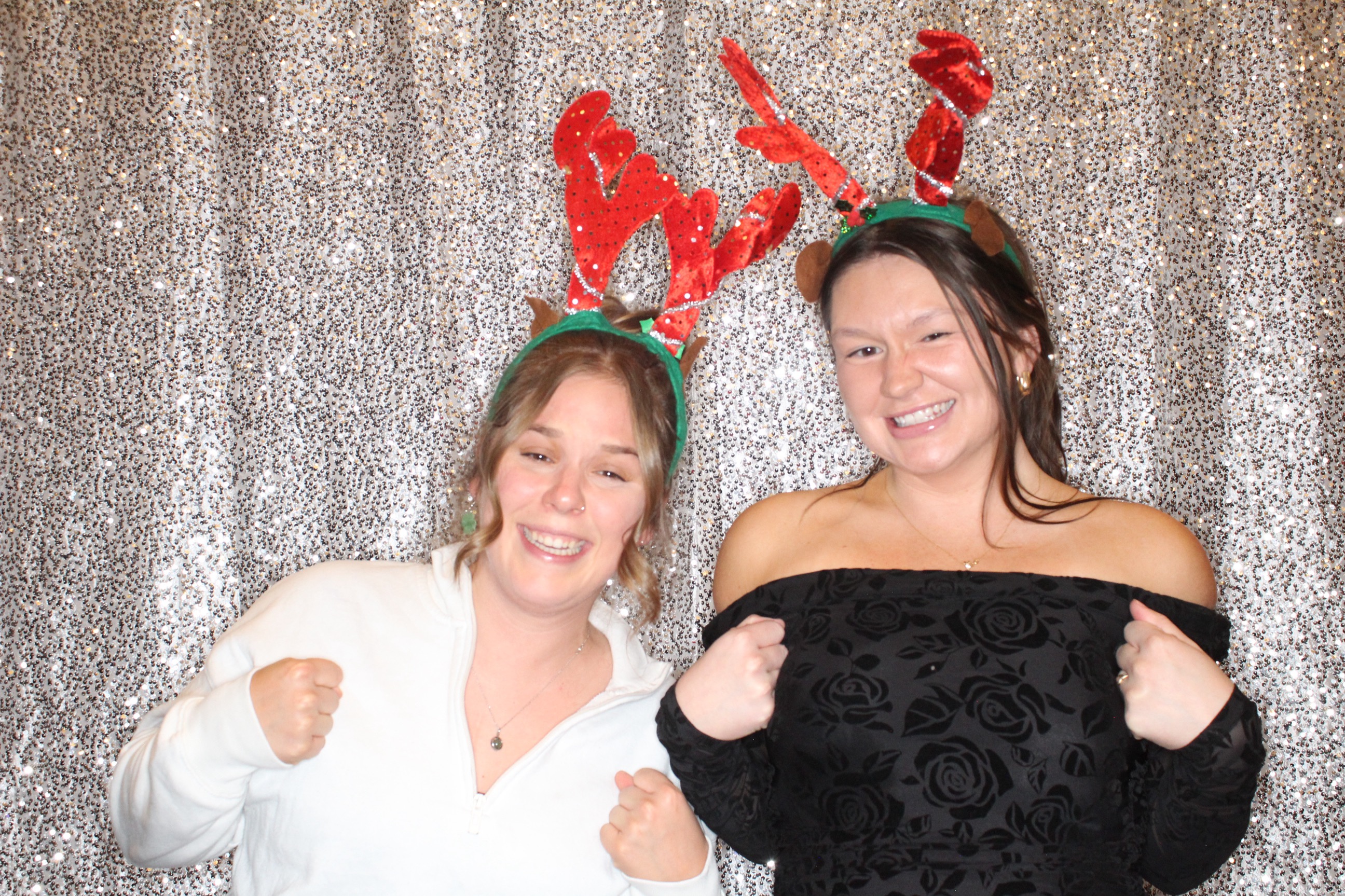 KNLC Christmas Party | View more photos from the event at gallery.photoboothbillings.com/u/PhotoBoothBillings/KNLC-Christmas-Party