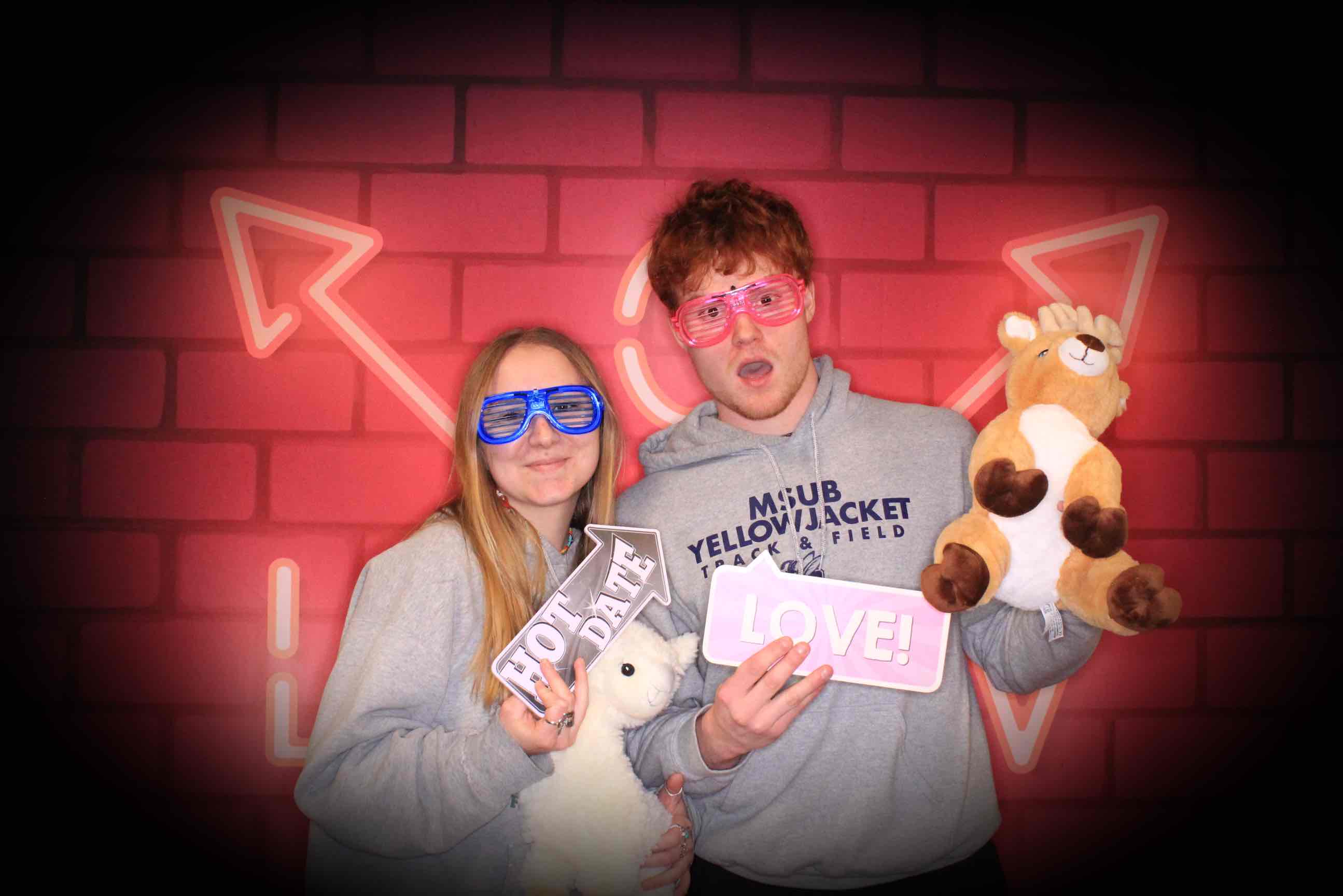 Love 'n Stuff | View more photos from the event at gallery.photoboothbillings.com/u/PhotoBoothBillings/Love-n-Stuff
