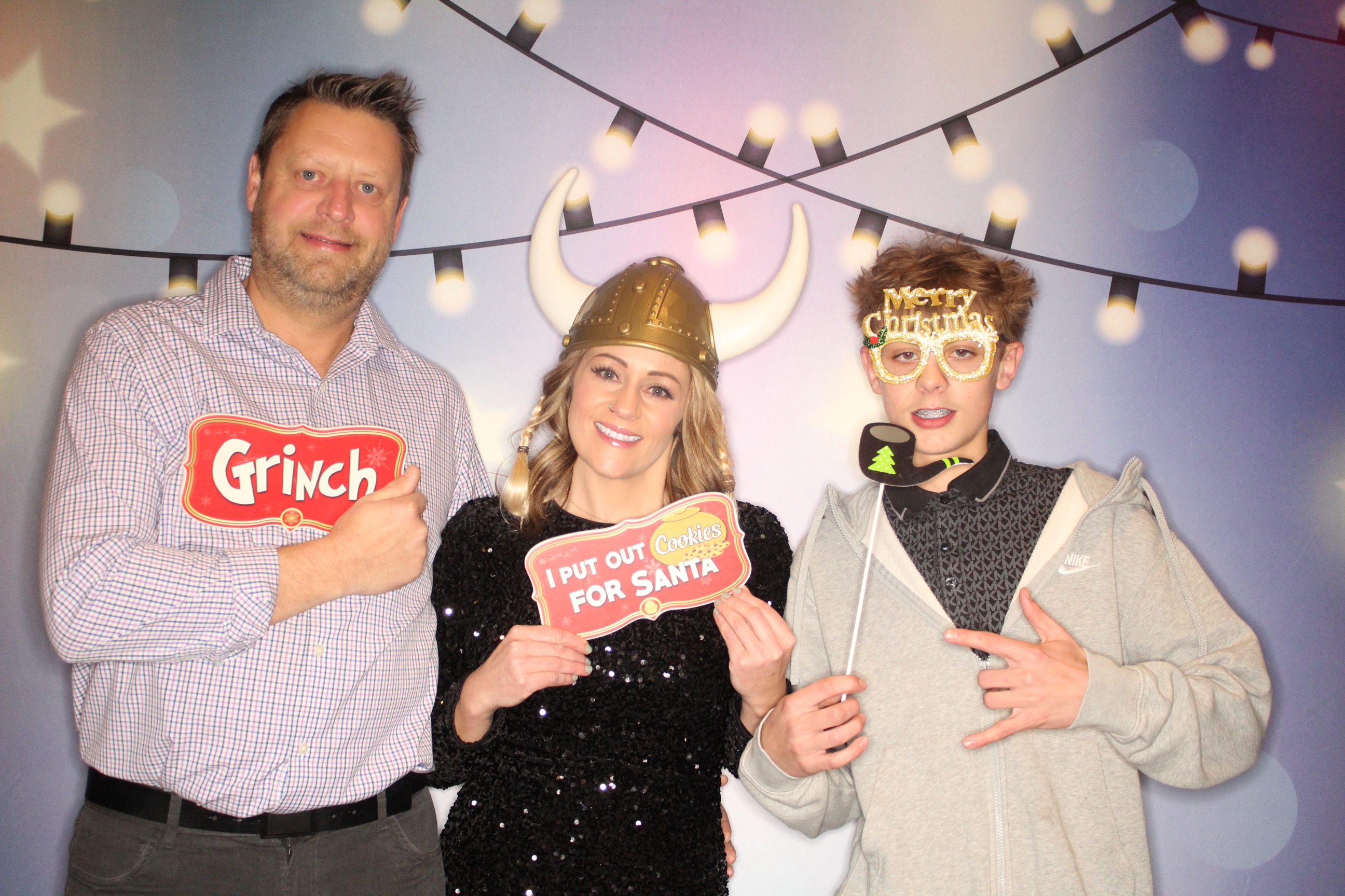 Masterlube Holiday Party | View more photos from the event at gallery.photoboothbillings.com/u/PhotoBoothBillings/Masterlube-Holiday-Party