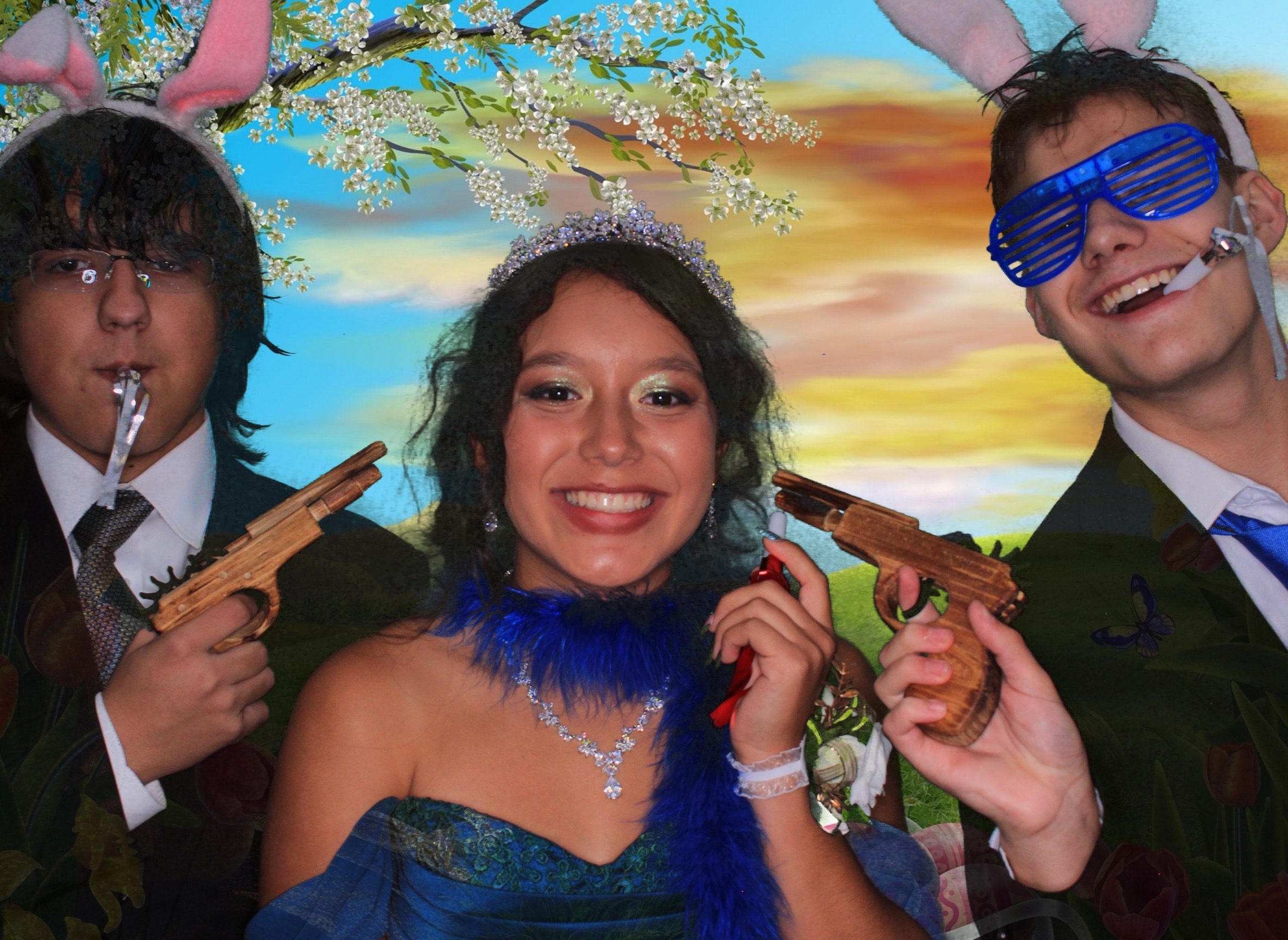 Nadezhda's Quinceanera  | View more photos from the event at gallery.photoboothbillings.com/u/PhotoBoothBillings/Nadezhdas-Quinceanera