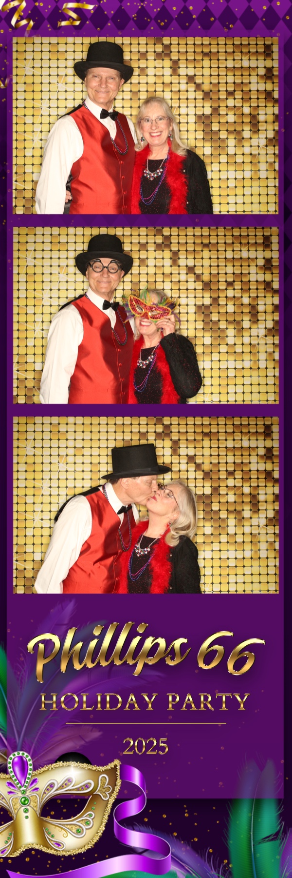 Phillips 66 Holiday Party | View more photos from the event at gallery.photoboothbillings.com/u/PhotoBoothBillings/Phillips-66-Holiday-Party-0