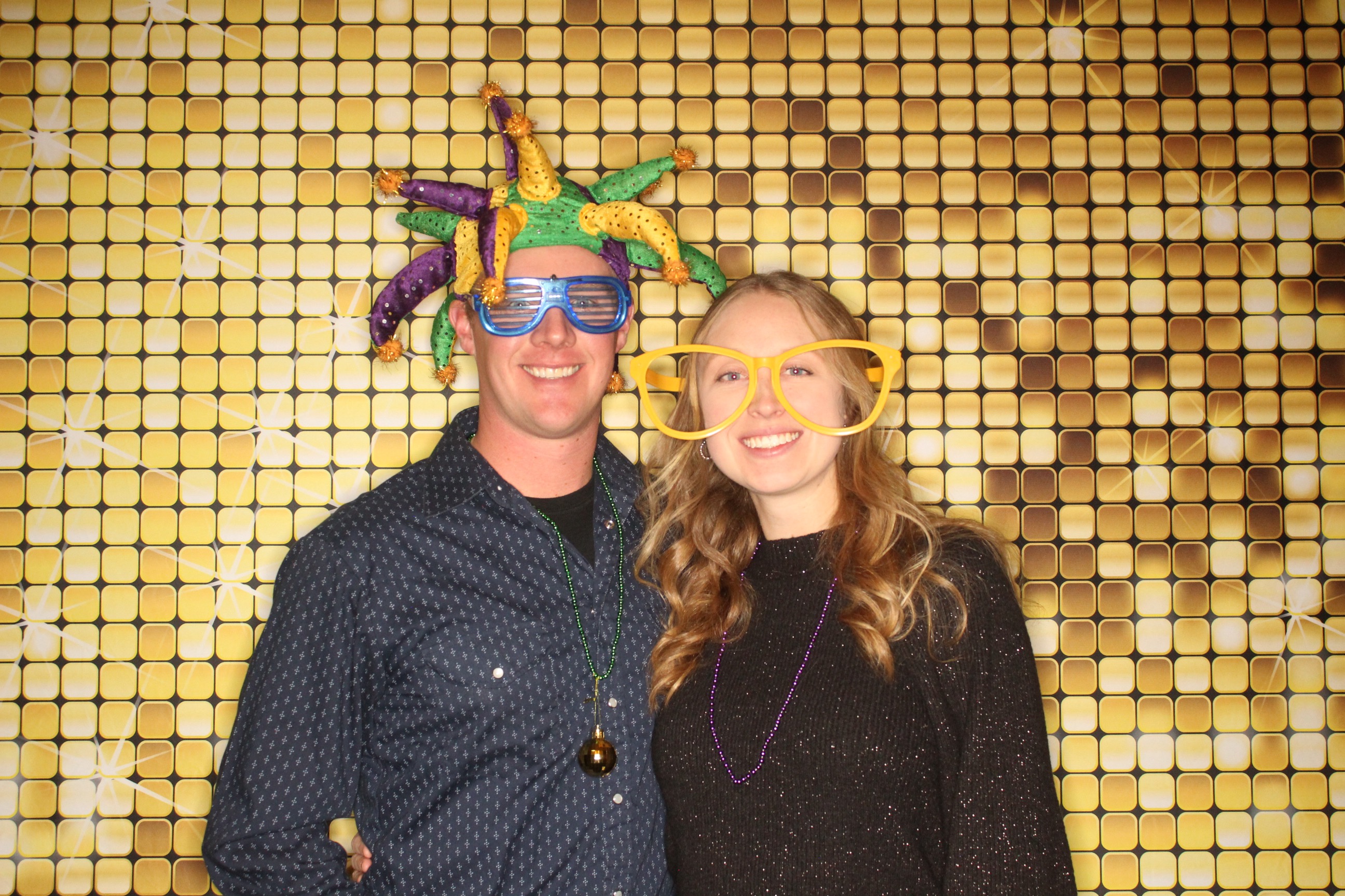 Phillips 66 Holiday Party | View more photos from the event at gallery.photoboothbillings.com/u/PhotoBoothBillings/Phillips-66-Holiday-Party-0