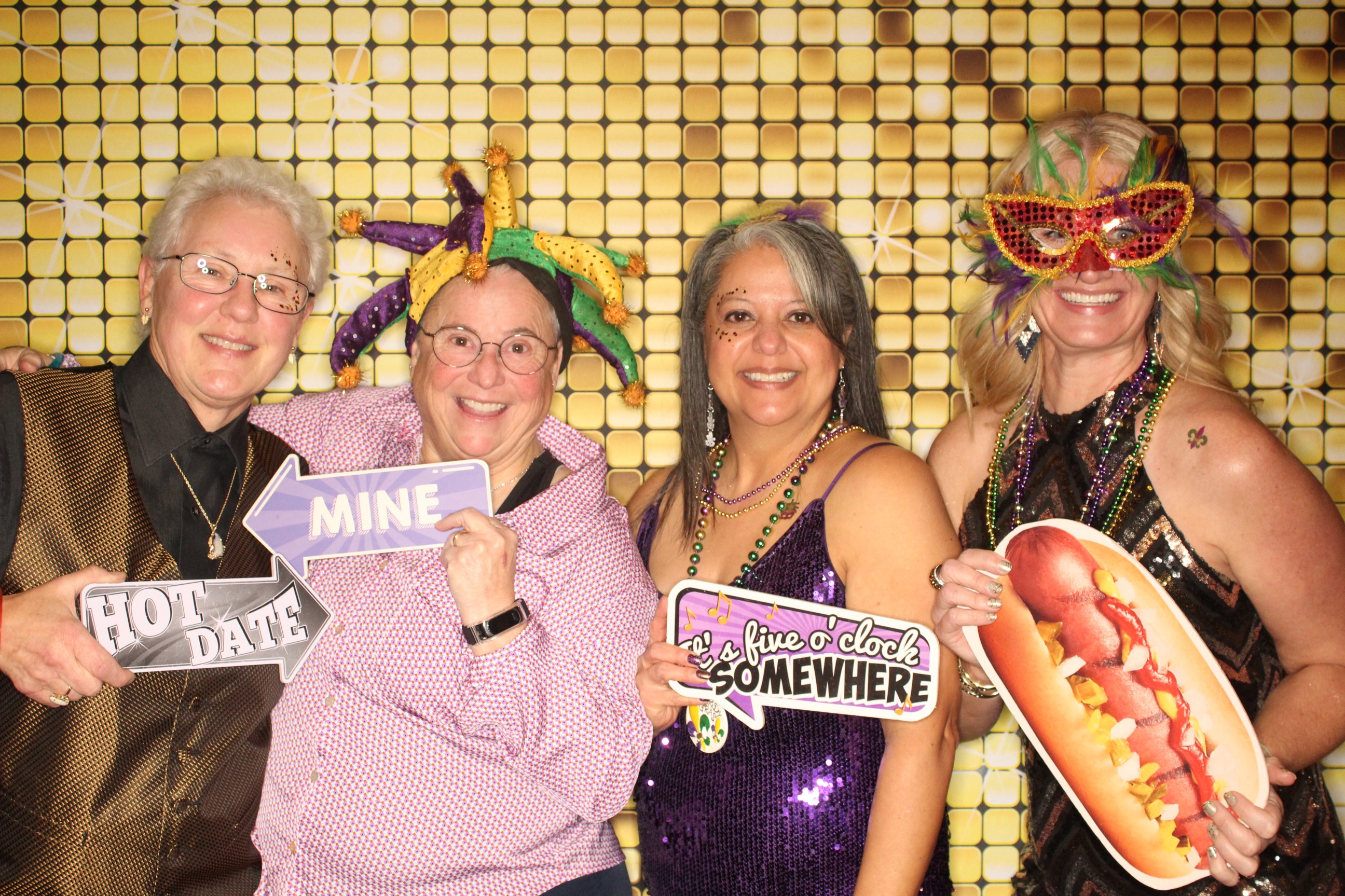 Phillips 66 Holiday Party | View more photos from the event at gallery.photoboothbillings.com/u/PhotoBoothBillings/Phillips-66-Holiday-Party-0