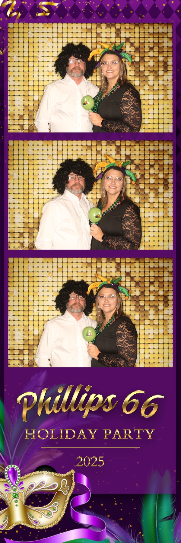 Phillips 66 Holiday Party | View more photos from the event at gallery.photoboothbillings.com/u/PhotoBoothBillings/Phillips-66-Holiday-Party-0