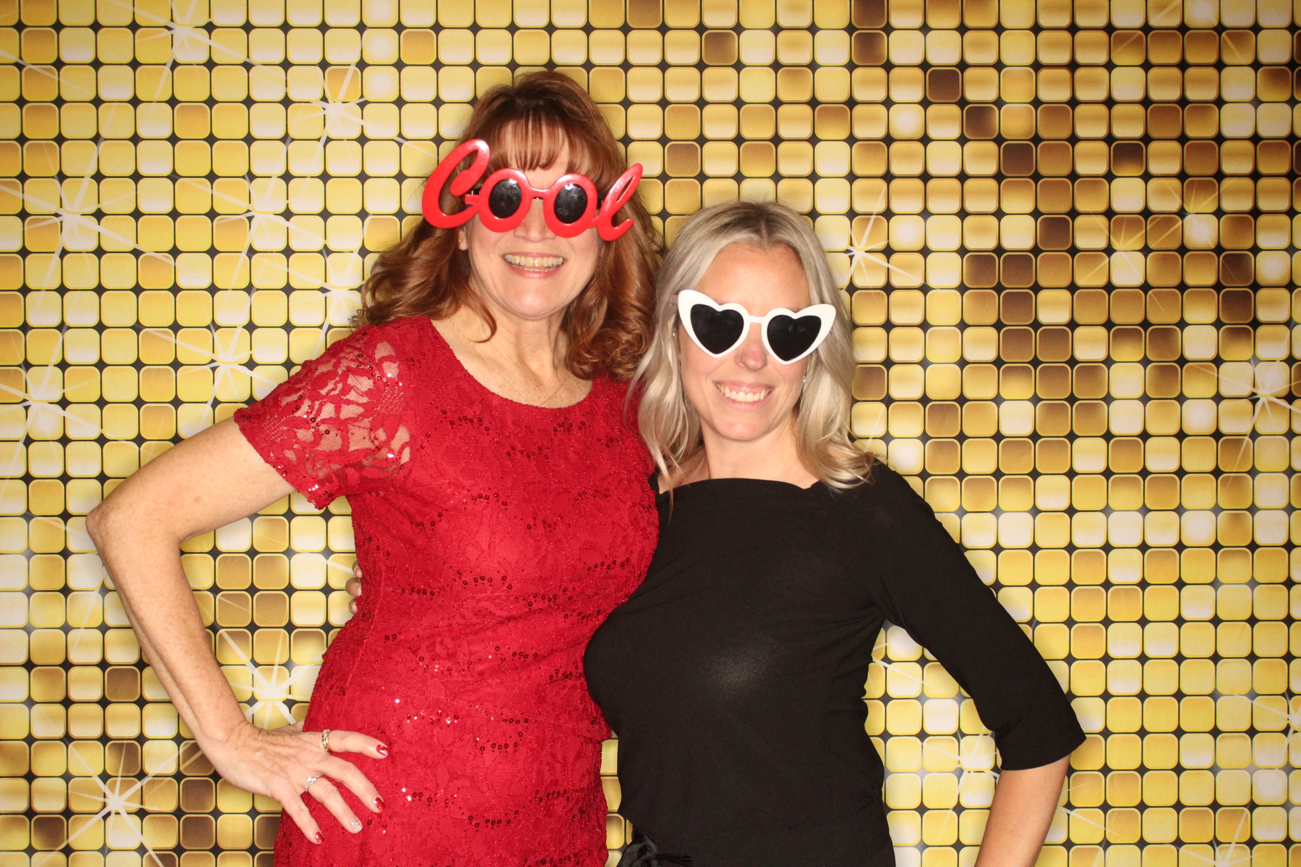 Phillips 66 Holiday Party | View more photos from the event at gallery.photoboothbillings.com/u/PhotoBoothBillings/Phillips-66-Holiday-Party-0