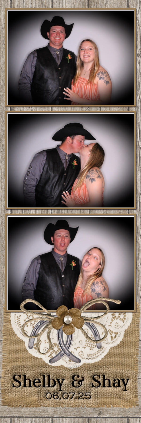 Shelby and Shay's Wedding | View more photos from the event at gallery.photoboothbillings.com/u/PhotoBoothBillings/Shelby-and-Shays-Wedding